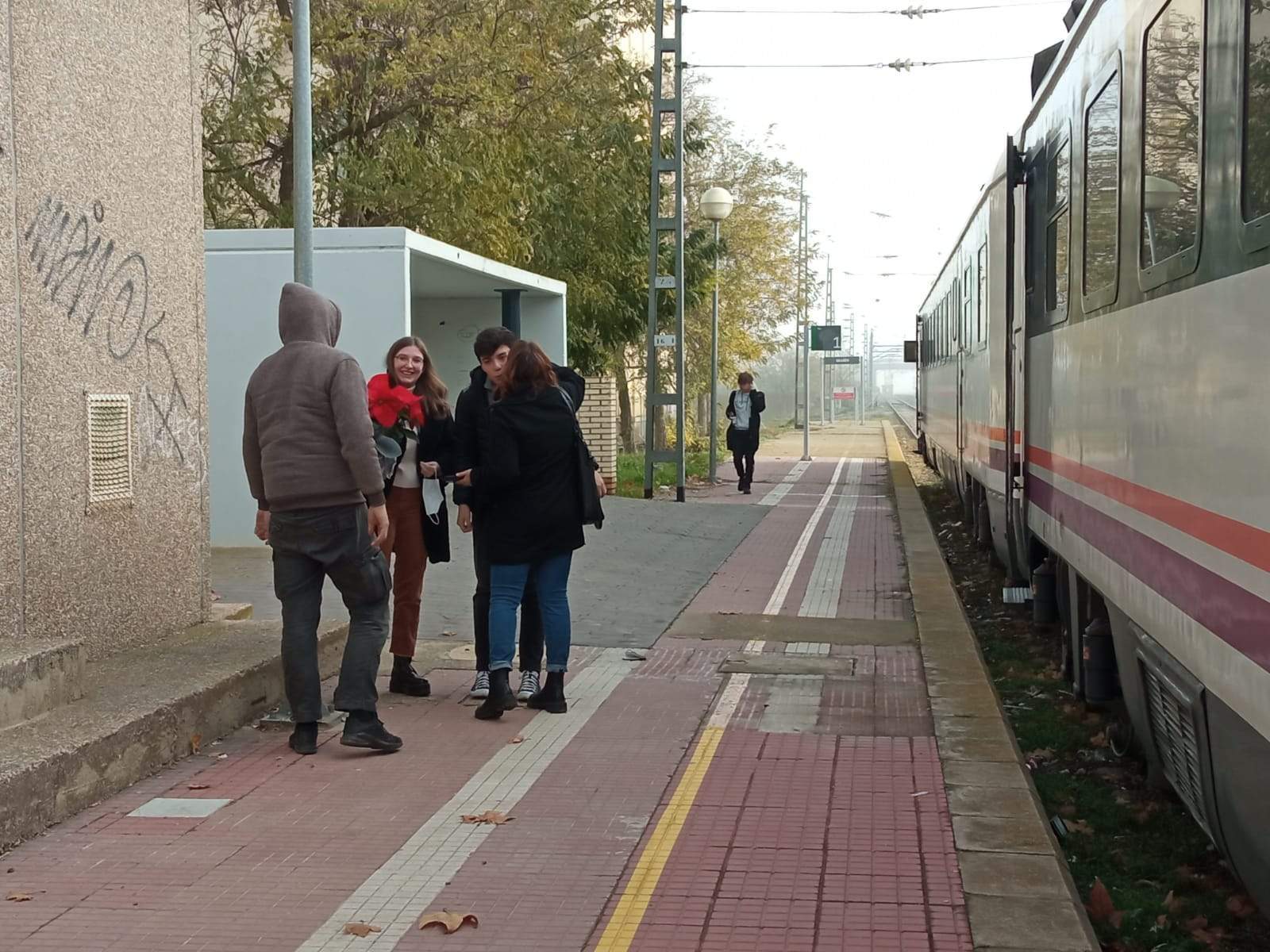 Manifestación en la estación de Grañén