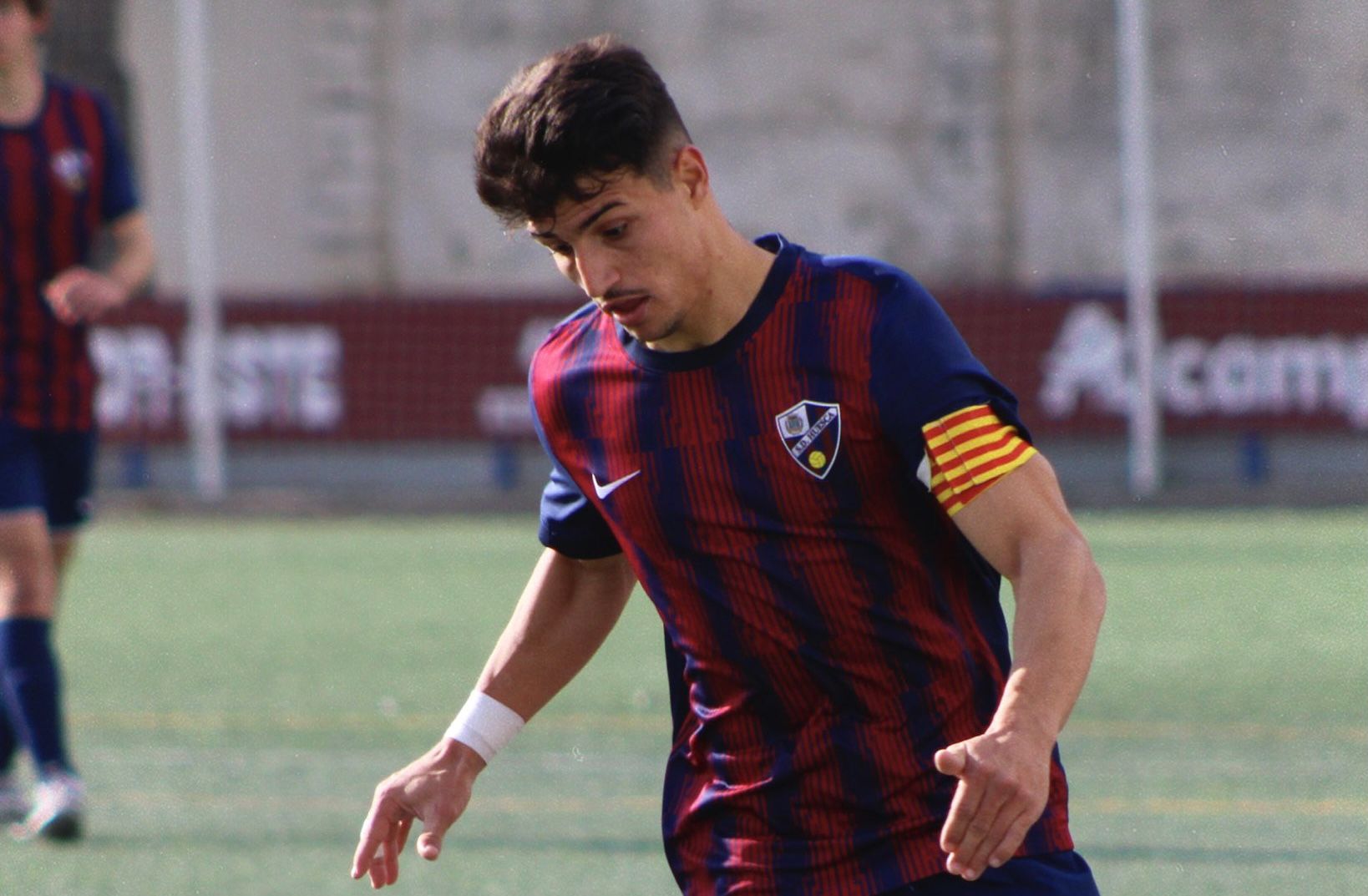 Asier Seijo, jugador del Huesca B en el choque ante el Robres. Foto: @sdhuescab