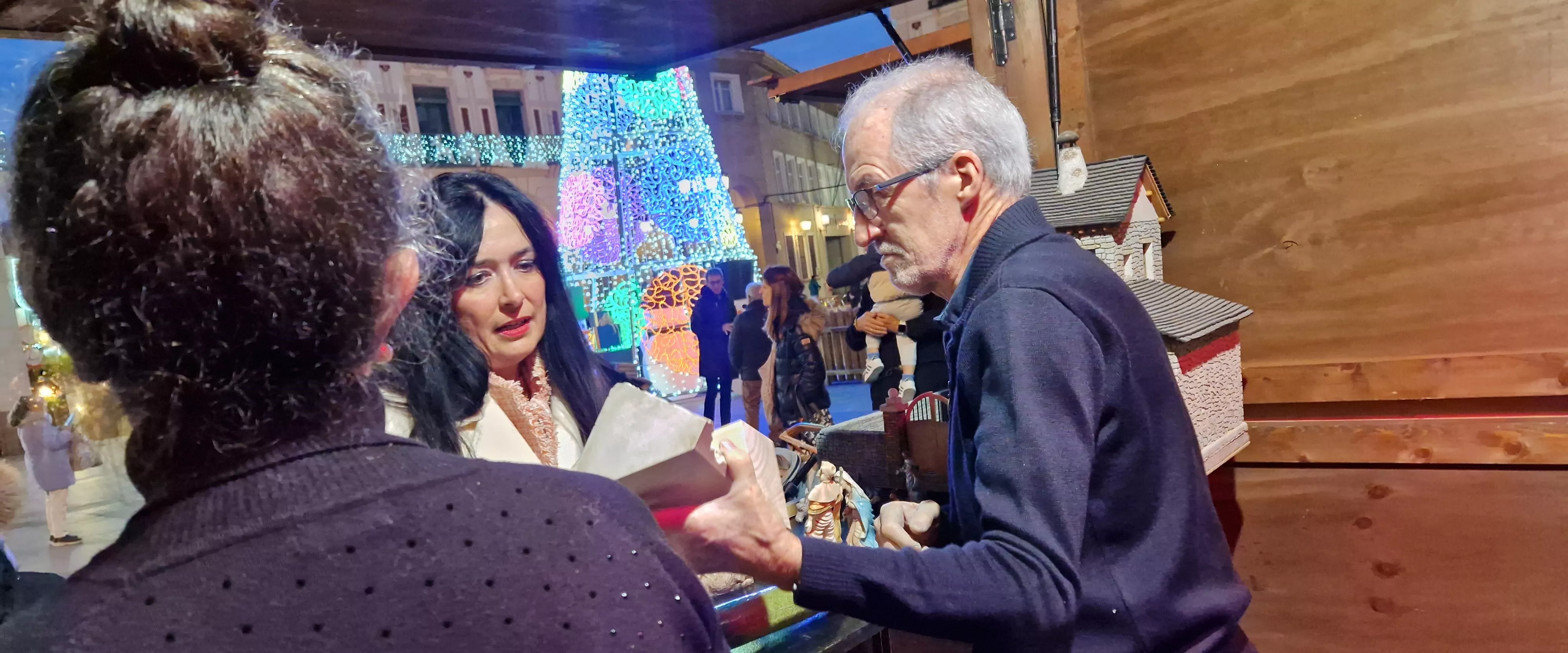 Apertura del Mercado de Navidad 2024. Foto Myriam Martínez 