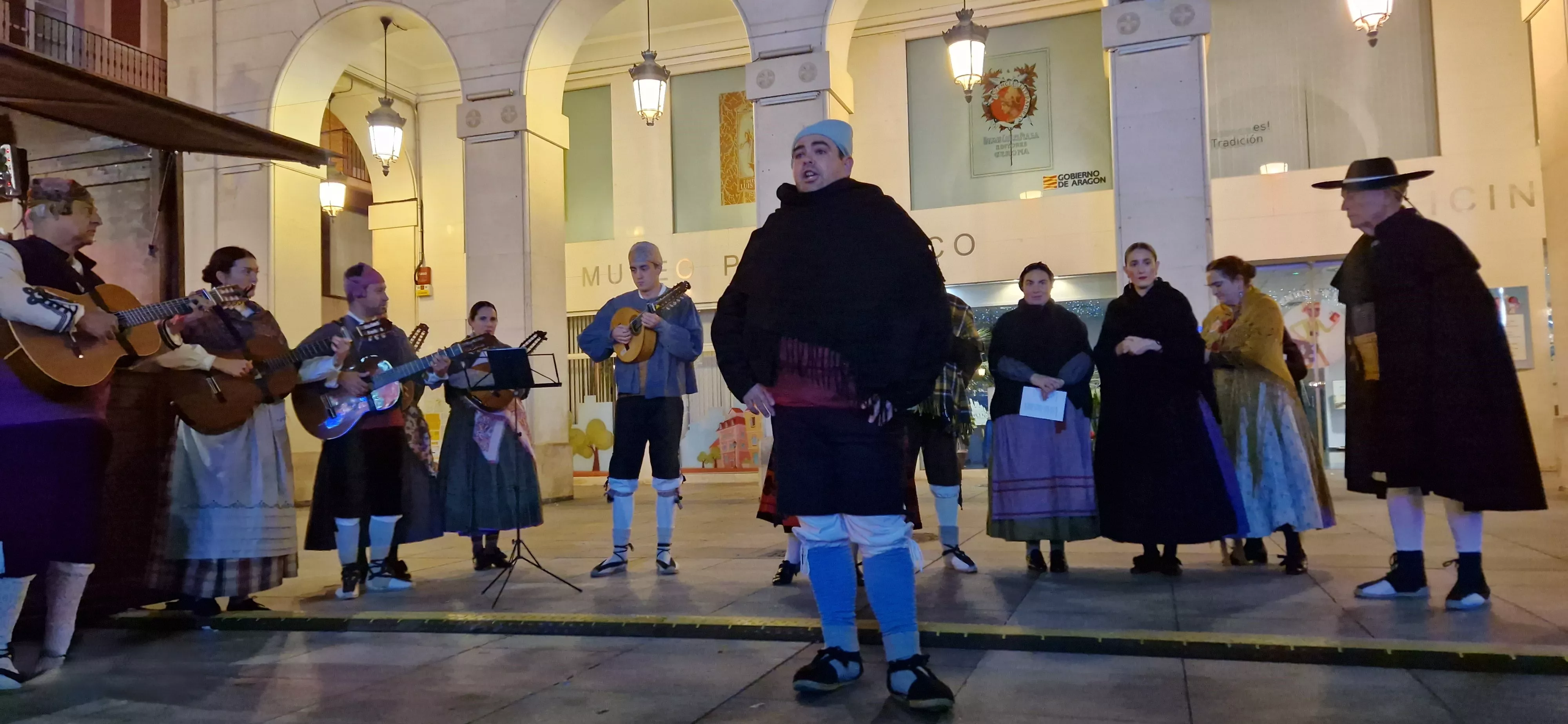 Apertura del Mercado de Navidad 2024. Foto Myriam Martínez 