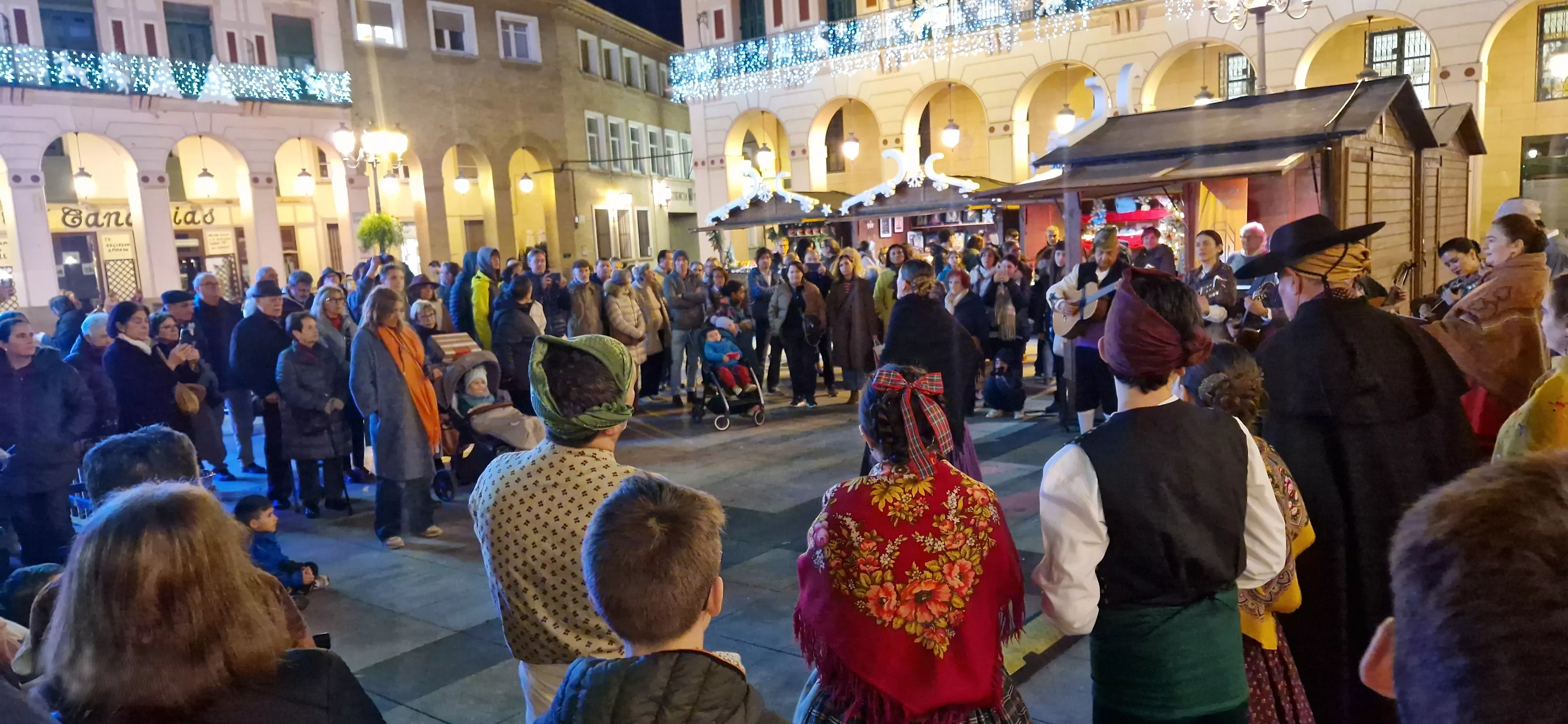 Apertura del Mercado de Navidad 2024. Foto Myriam Martínez 