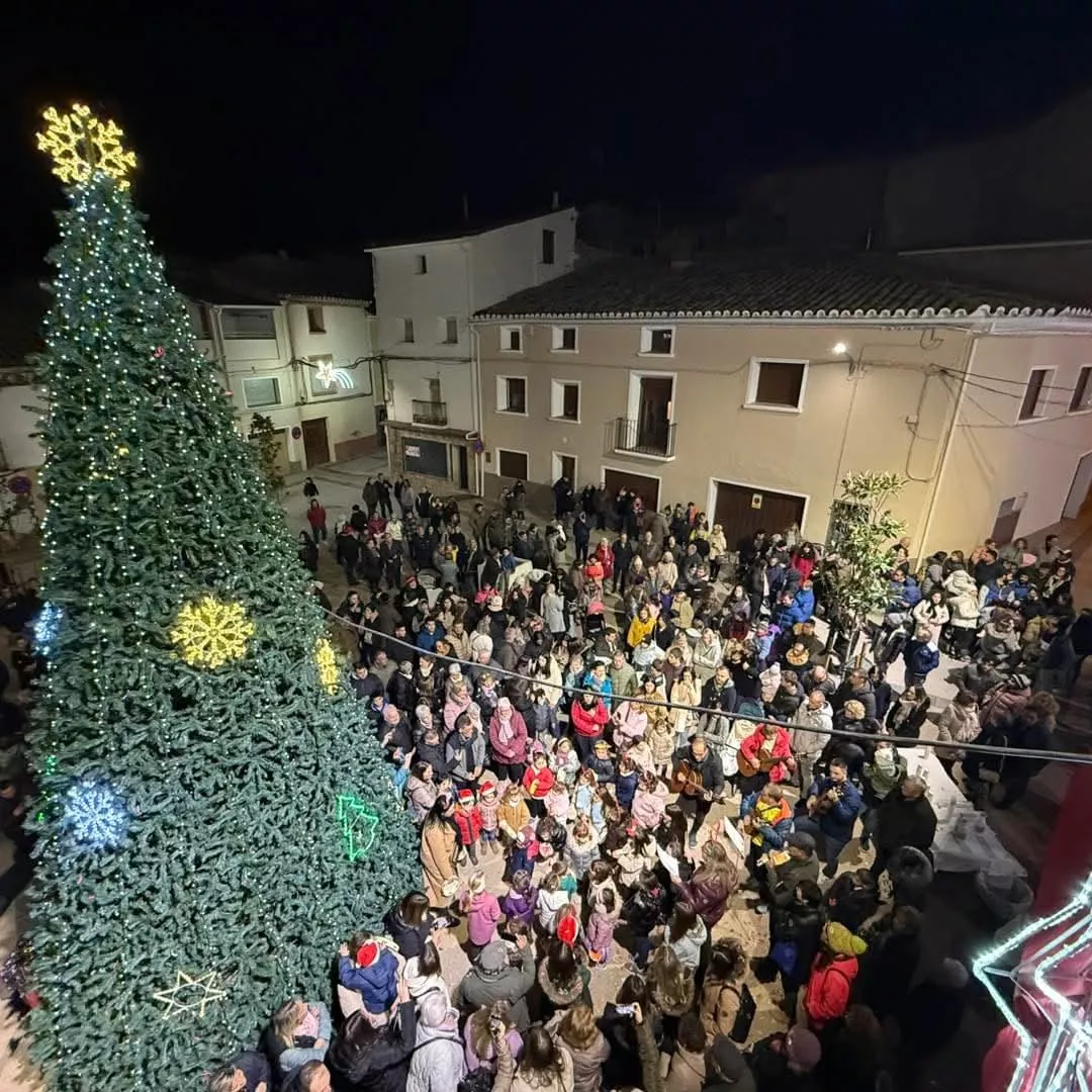 Encendido de luces en Sariñena