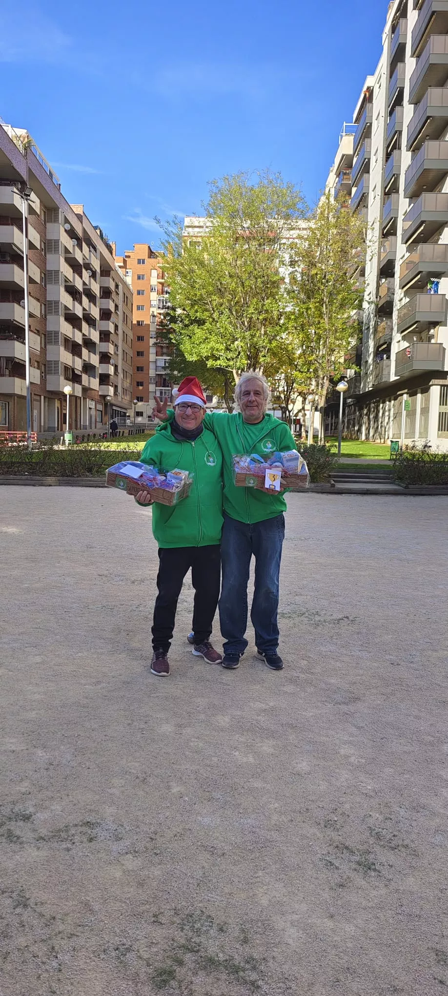 Francisco Jiménez conocido como paquito y Alfredo Berdun, terceros
