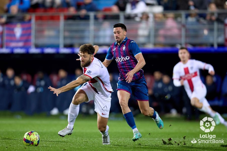 Imágenes del partido Eibar Huesca. Foto La Liga 