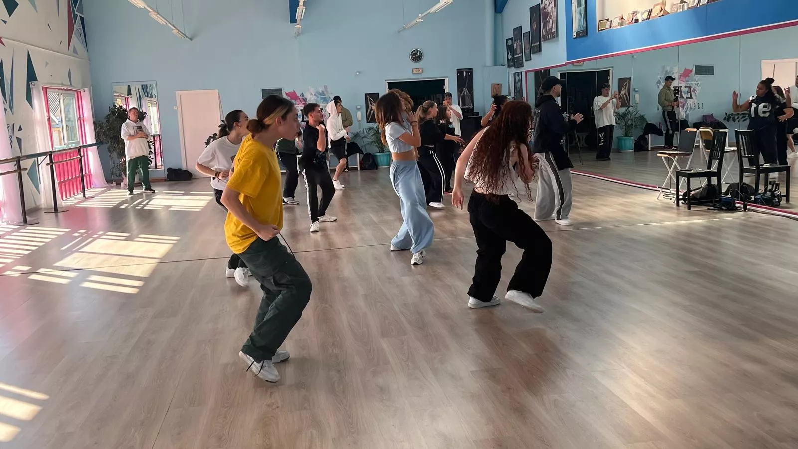 Participantes en el tercer Cupra Dance Camp en Espacio Danza de Huesca. Foto Mercedes Manterola