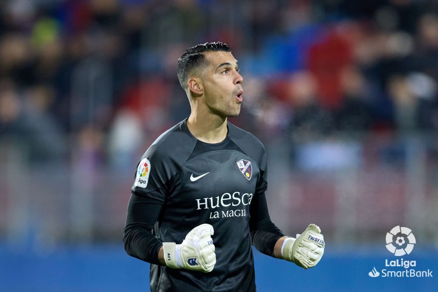 7b236b796c7d3fcadb77ca0a1ca3812a