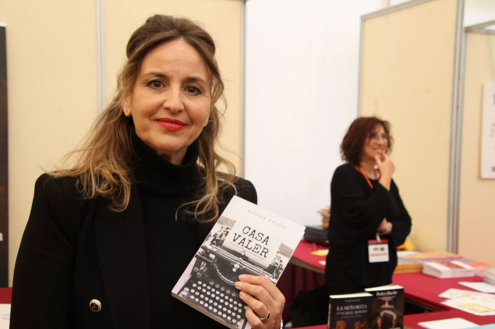 Apertura en Monzón de la Feria del Libro Aragonés 2024. Foto Carlos Neofato