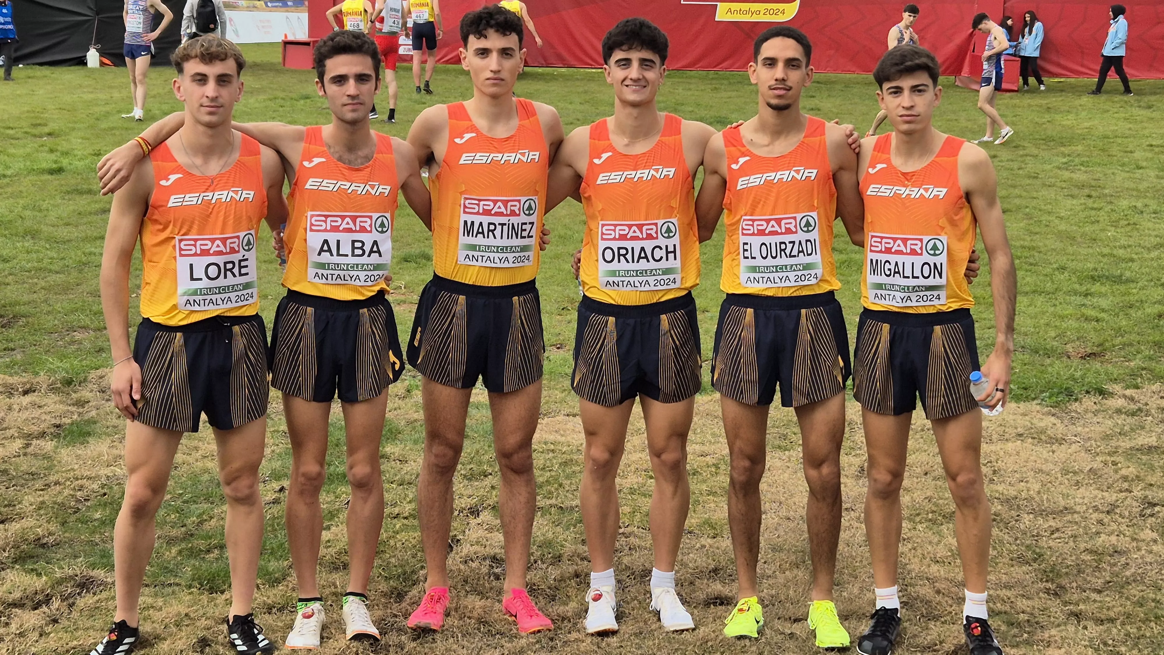 El equipo español Sub-23, con Pol Oriach tercero por la derecha.