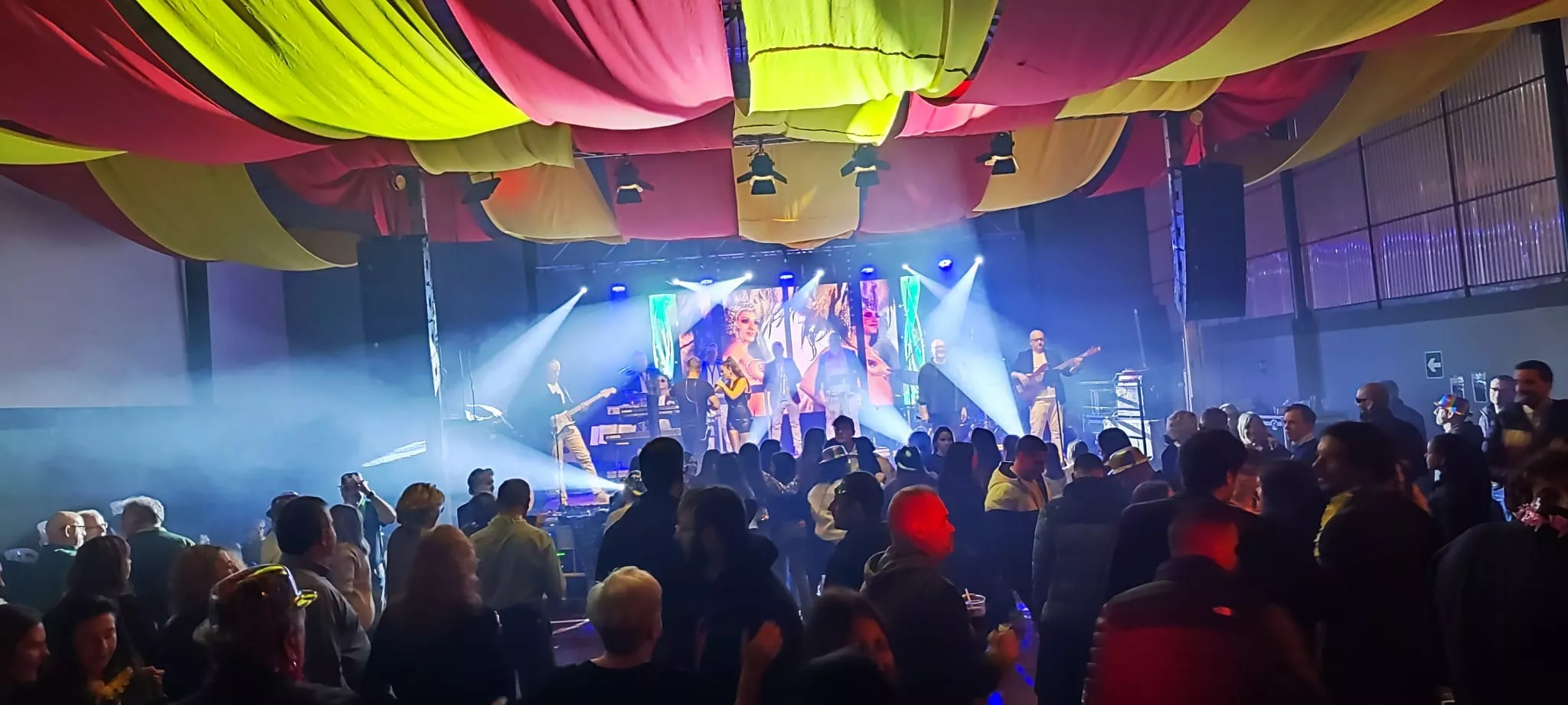 Fiesta de Nochevieja en San Esteban de Litera.