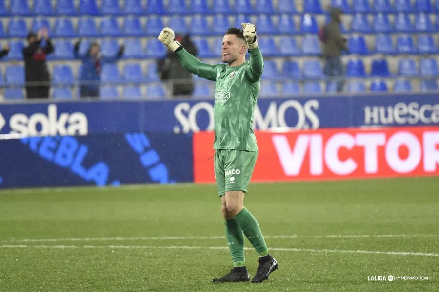 Dani Jiménez tras detener el penalti