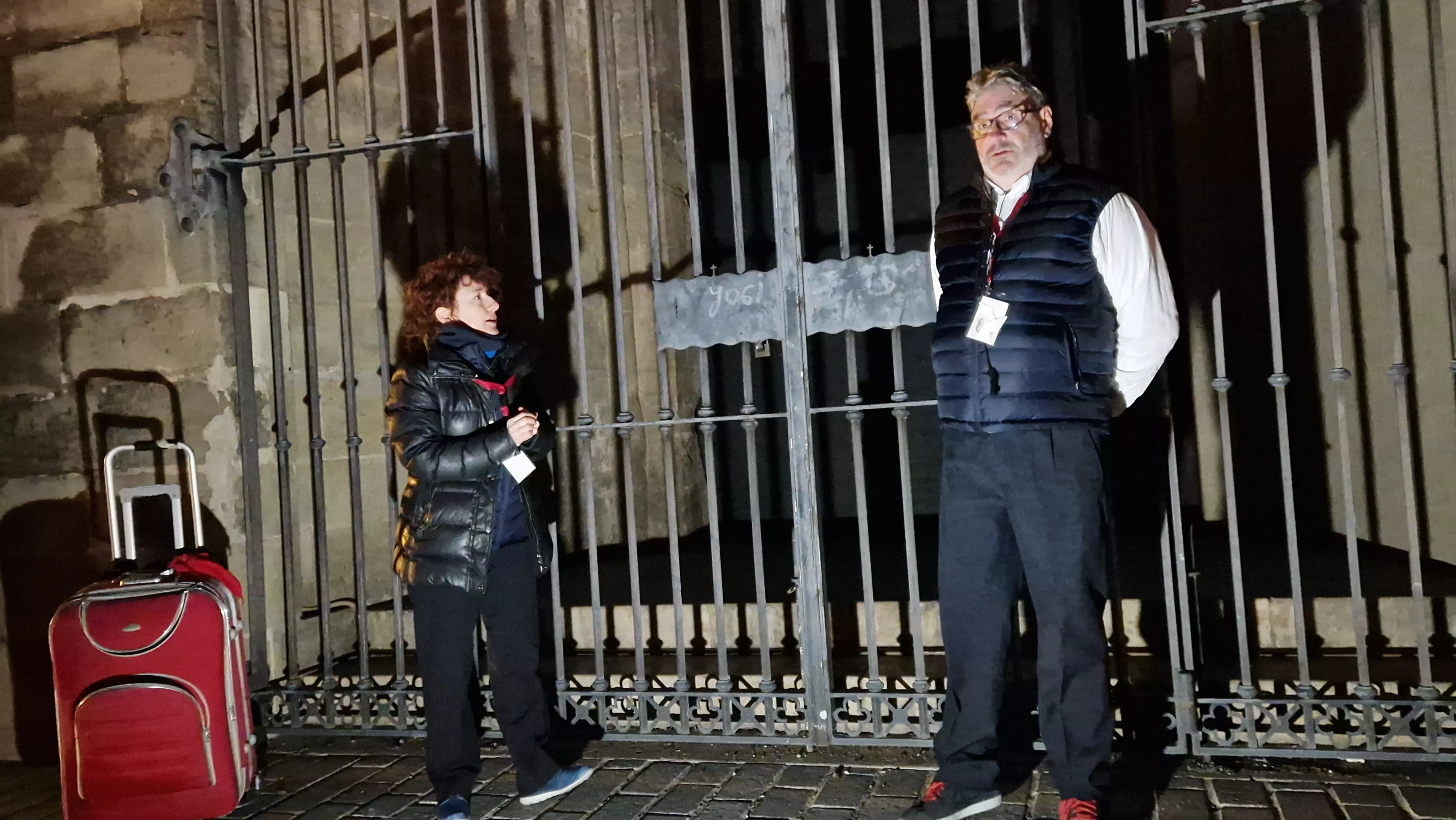 Elena Gómez Zazurca y Kike Lera han pilotado el viaje turístico Aerolíneas por el centro de Huesca. Foto Myriam Martínez 