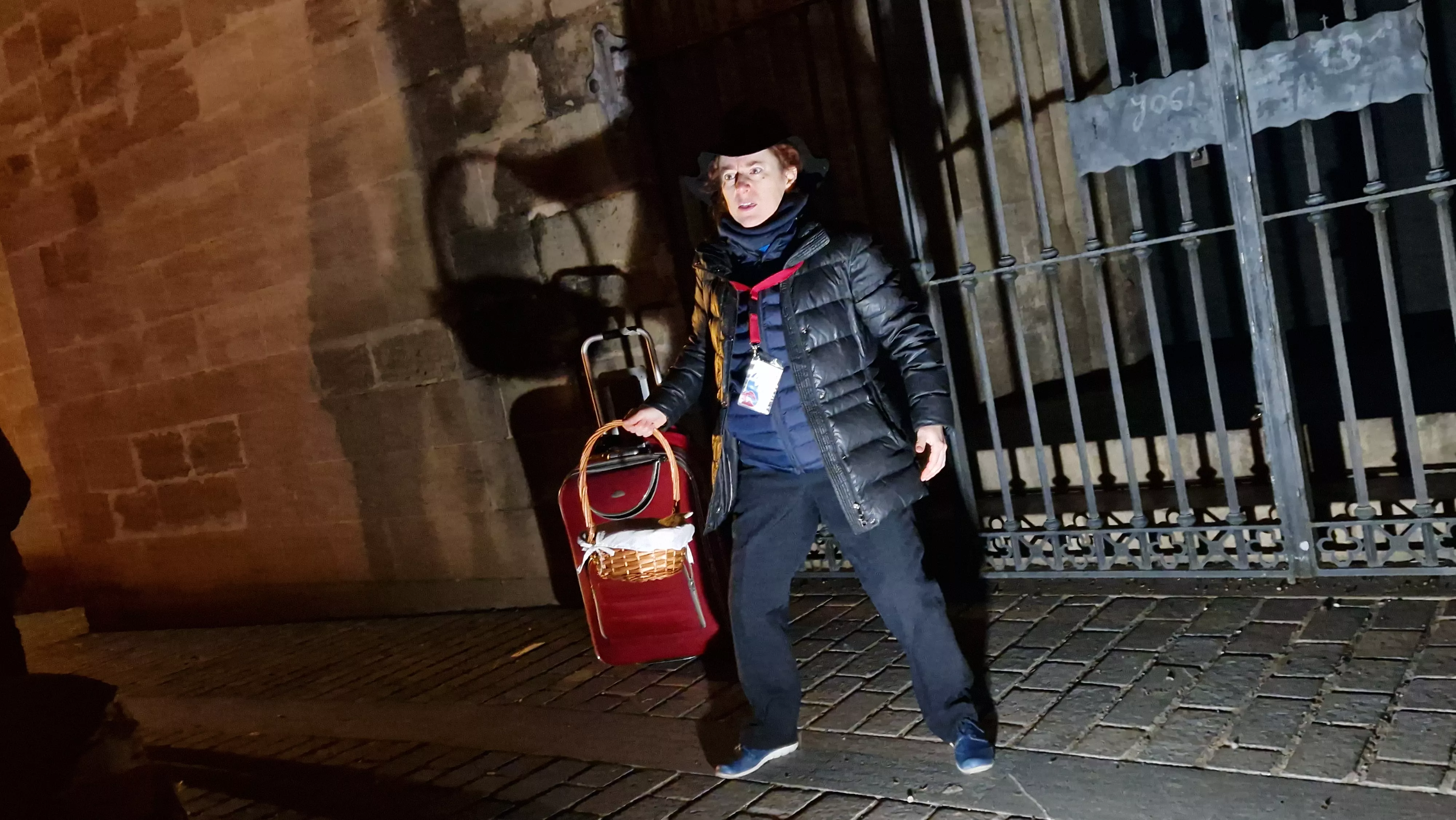 Elena Gómez Zazurca y Kike Lera han pilotado el viaje turístico Aerolíneas por el centro de Huesca. Foto Myriam Martínez 