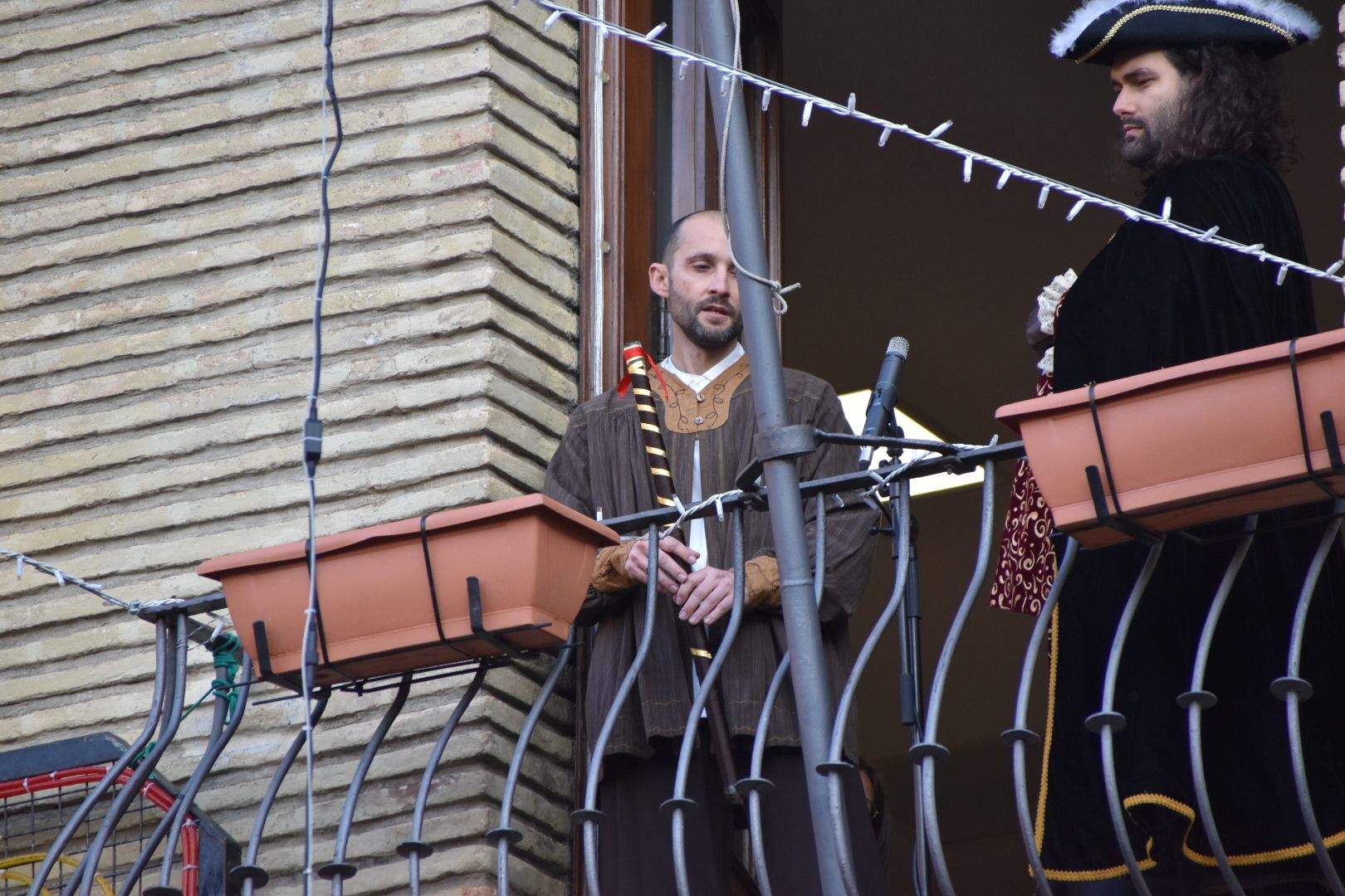 Imágenes de la fiesta de Santa Bárbara de Monzón en torno al Bautizo del Alcalde 