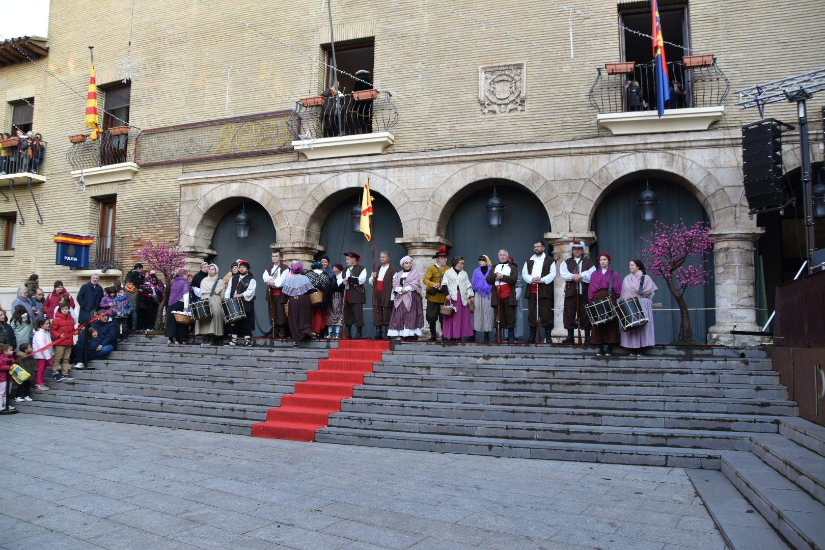 Imágenes de la fiesta de Santa Bárbara de Monzón en torno al Bautizo del Alcalde 