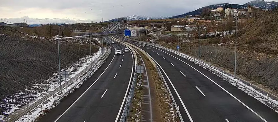 La A-23 en Jaca este lunes por la mañana.