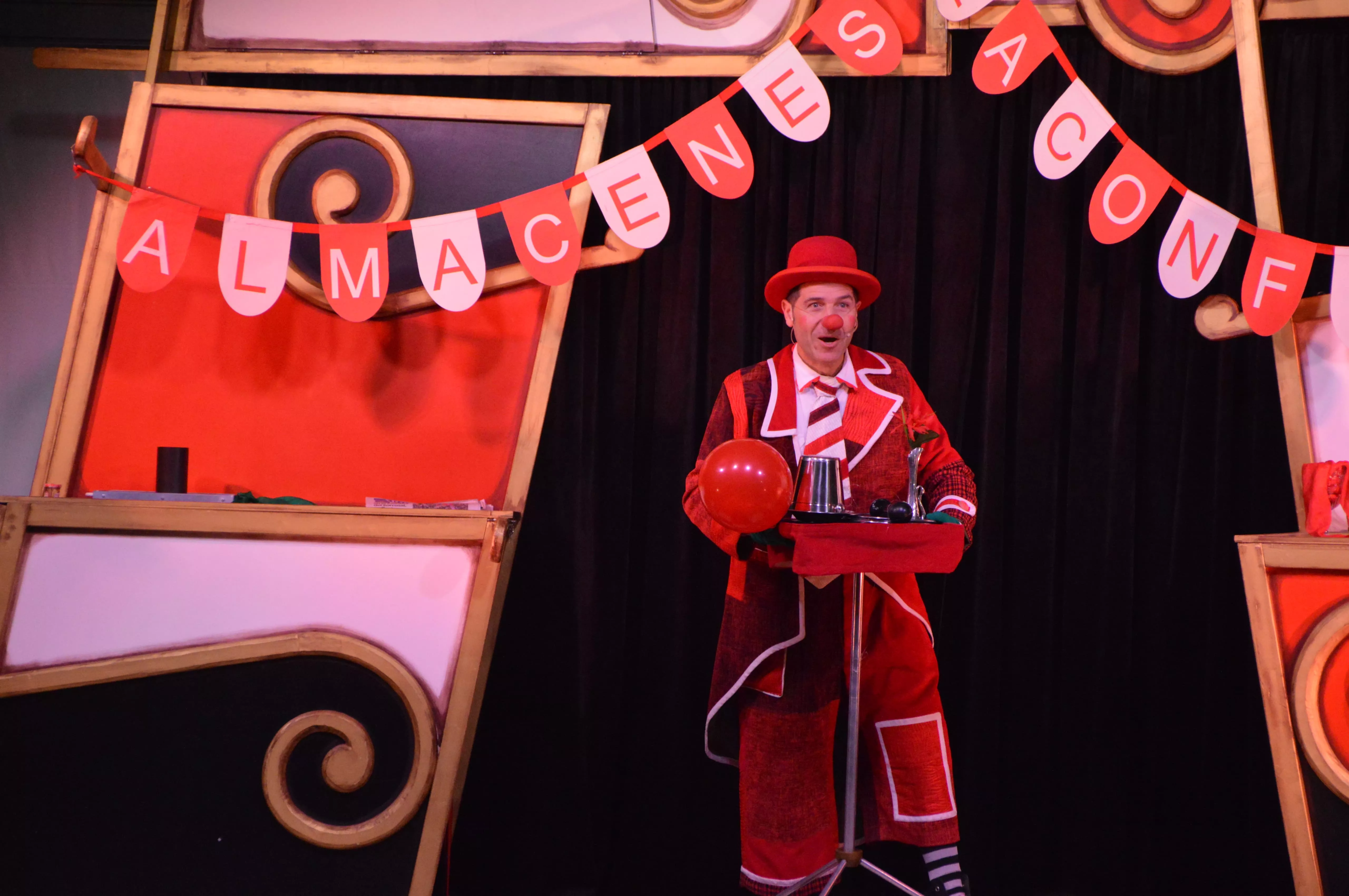 Actuación de Civi Civiac en la Feria del Libro Aragonés 2024 de Monzón.