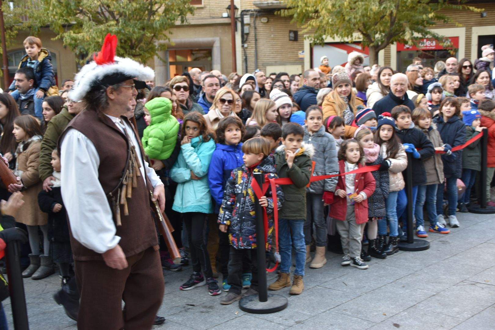 Imágenes de la fiesta de Santa Bárbara de Monzón en torno al Bautizo del Alcalde 