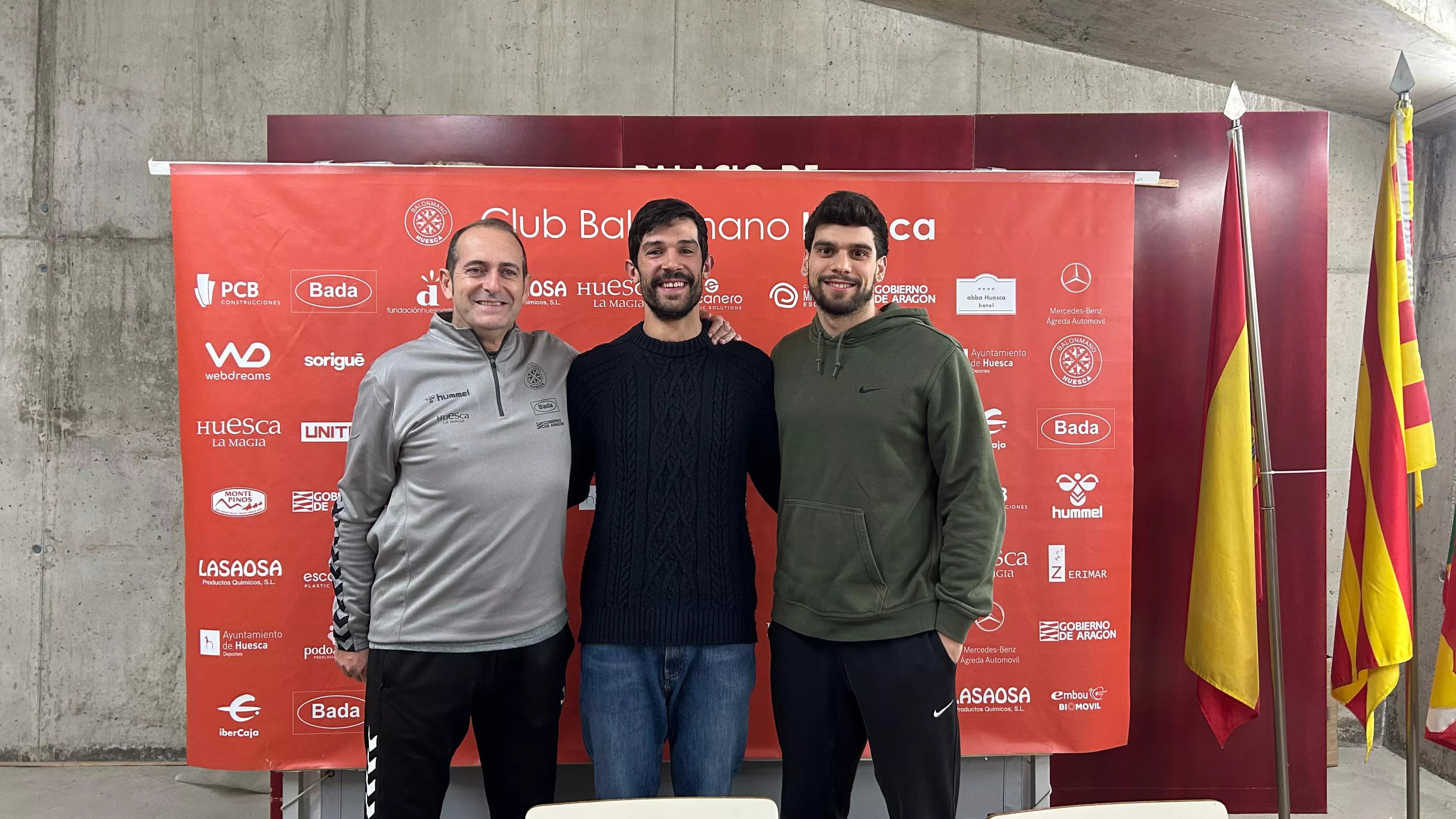 Conjura de Bada Huesca para ganar a Logroño en un duelo vital. Nolasco, Arguillas y Malo, este miércoles en rueda de prensa.