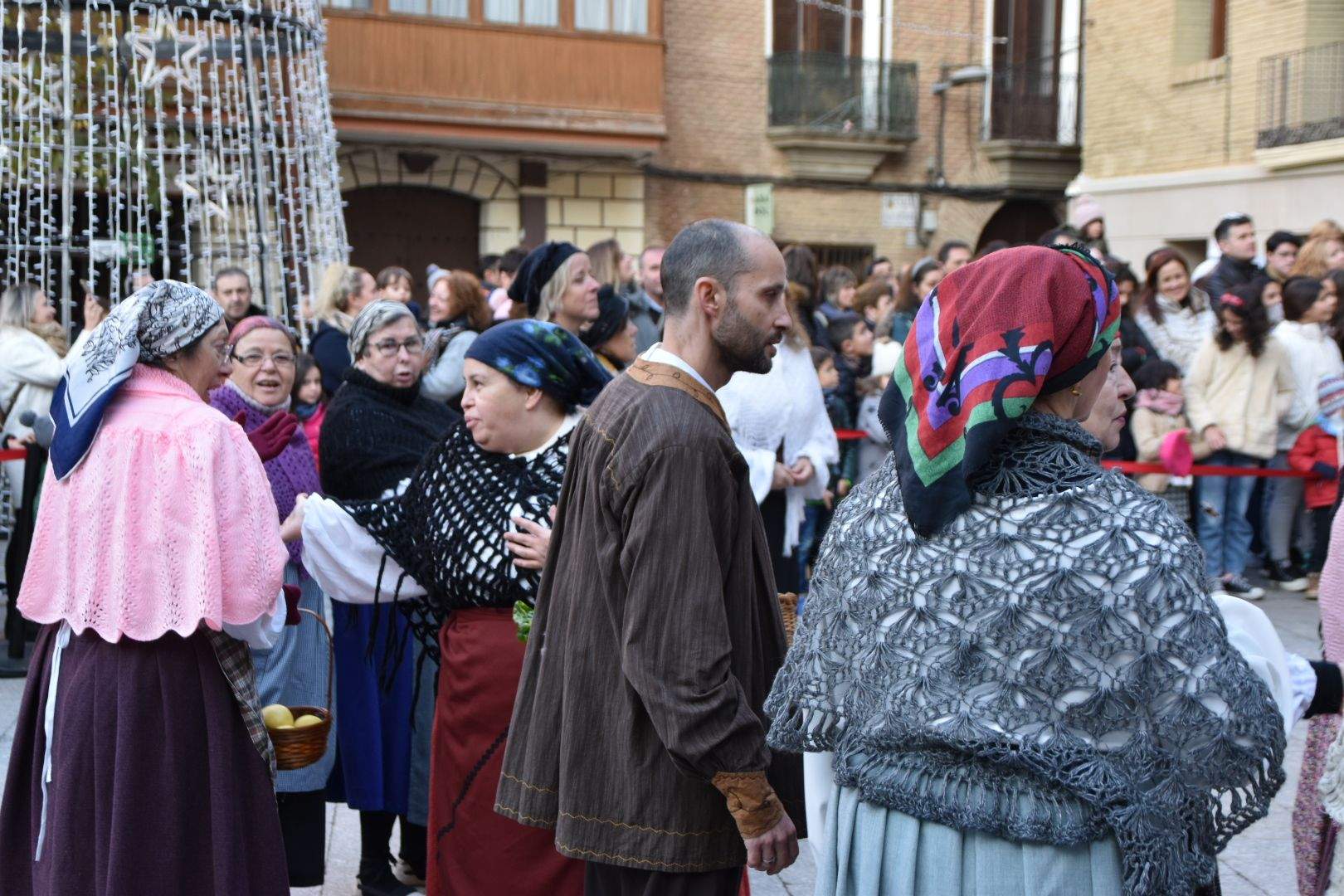 Imágenes de la fiesta de Santa Bárbara de Monzón en torno al Bautizo del Alcalde 