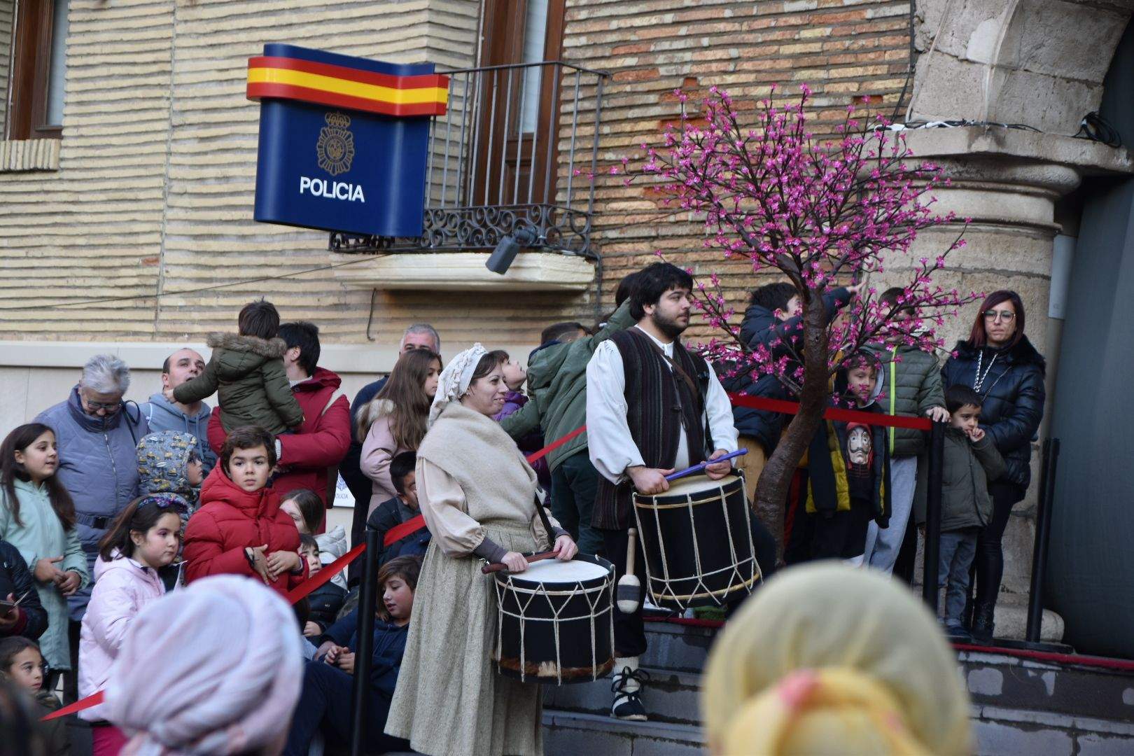Imágenes de la fiesta de Santa Bárbara de Monzón en torno al Bautizo del Alcalde 