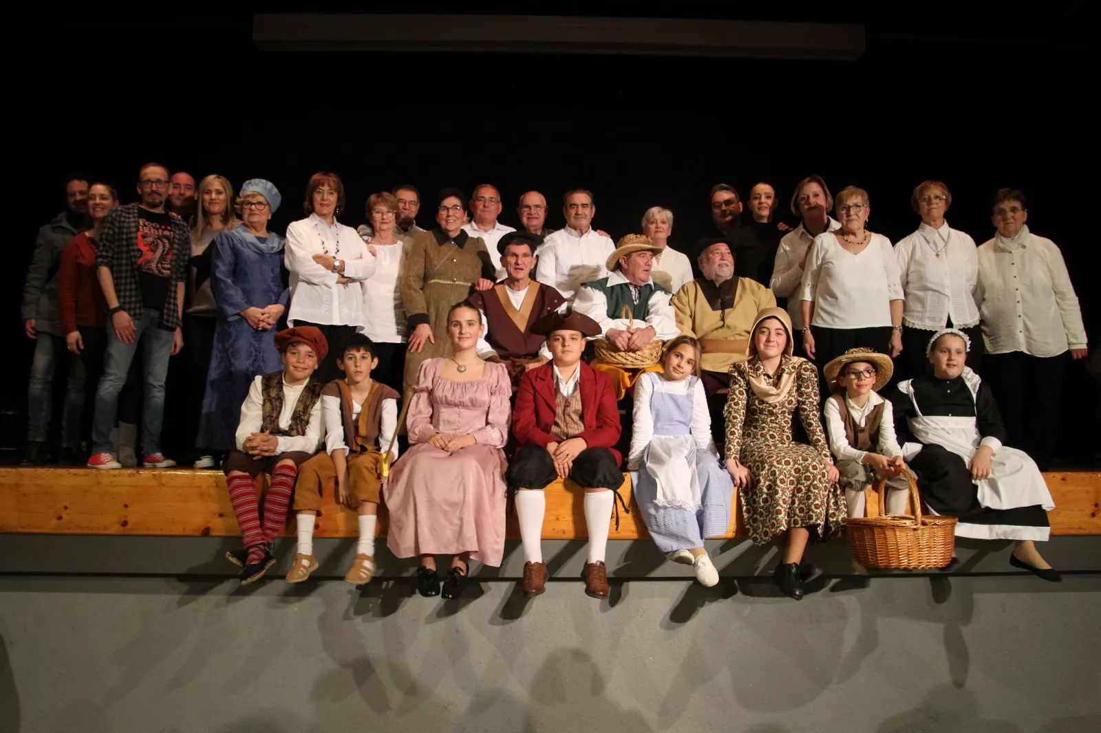 Primera Gala de artistas locales de Robres. Foto Carlos Neofato