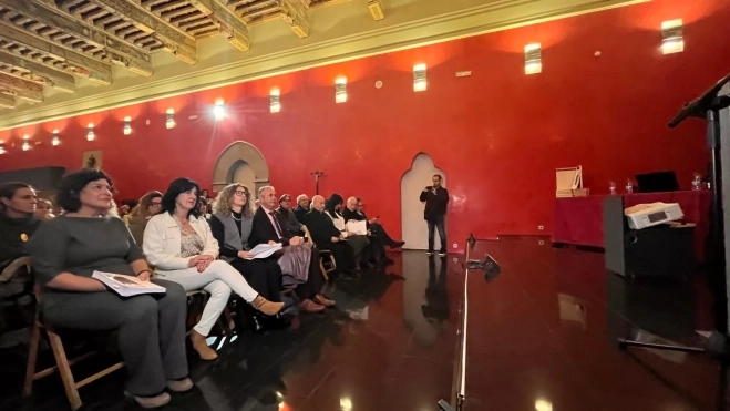 Acto de presentación del Plan Director en el Salón Tanto Monta. Acto de presentación del Plan Director en el Salón Tanto Monta.