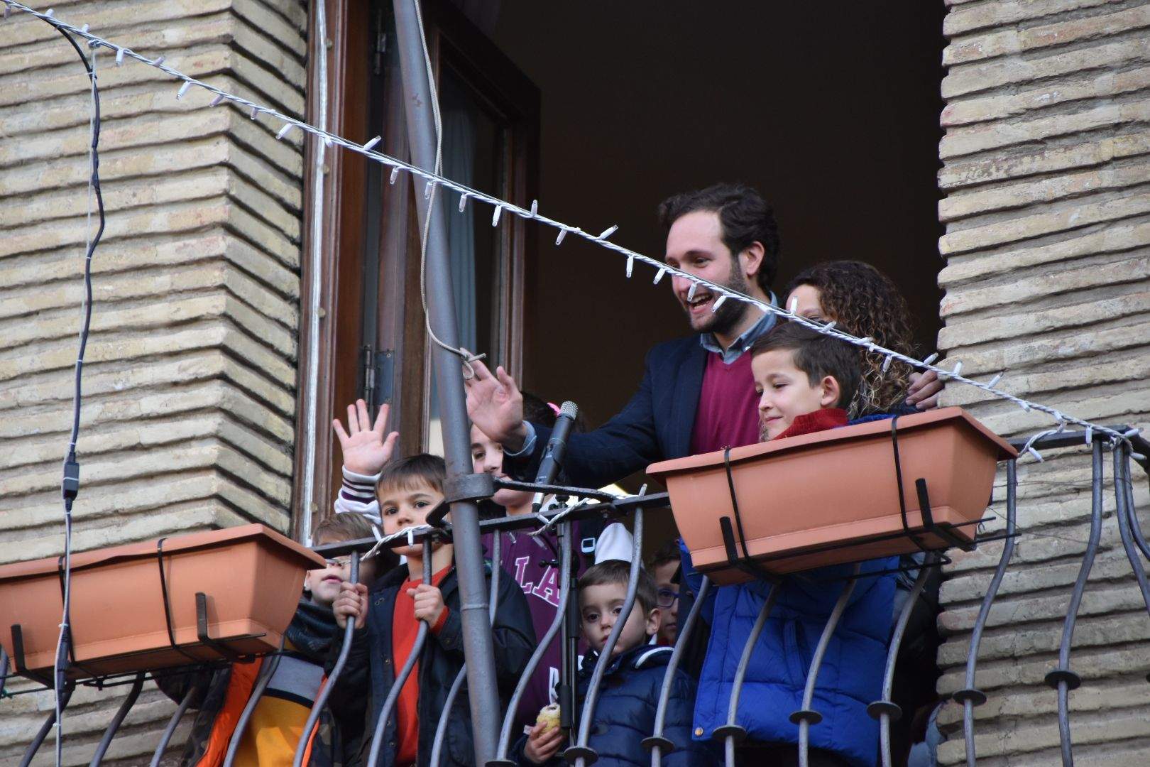 Imágenes de la fiesta de Santa Bárbara de Monzón en torno al Bautizo del Alcalde 