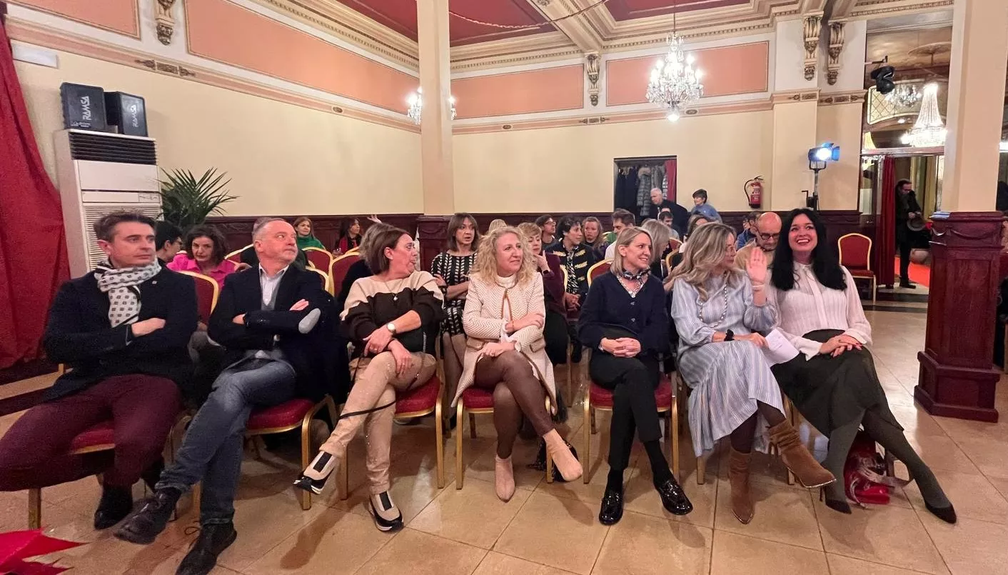 Brindis Solidario de la Asociación de Comerciantes de Huesca. Foto Mercedes Manterola