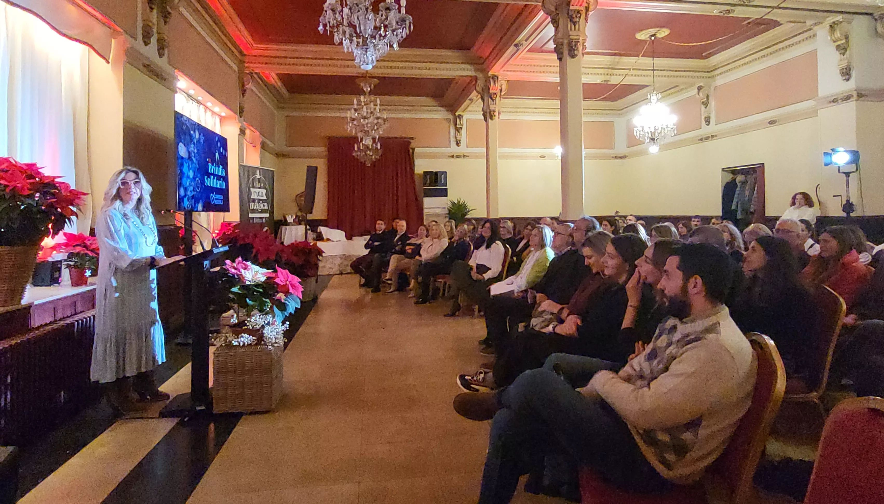 Brindis Solidario de la Asociación de Comerciantes de Huesca. Foto Mercedes Manterola