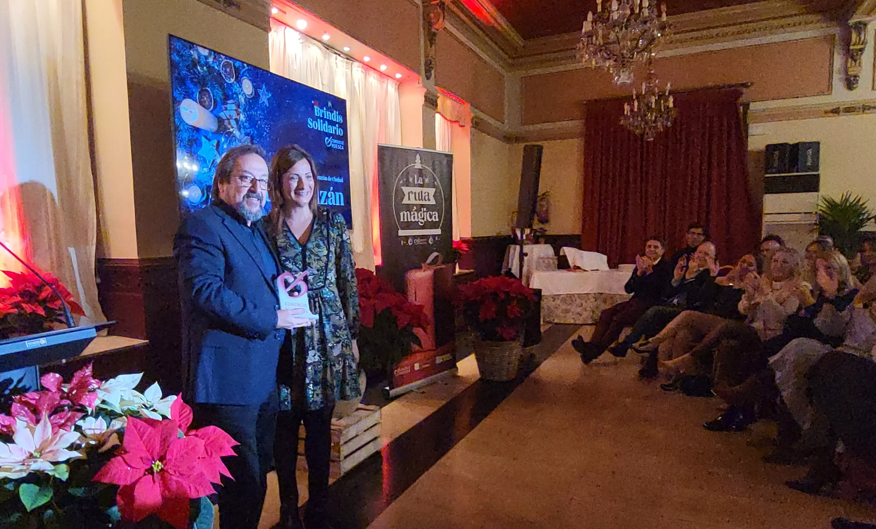 Brindis Solidario de la Asociación de Comerciantes de Huesca. Foto Mercedes Manterola