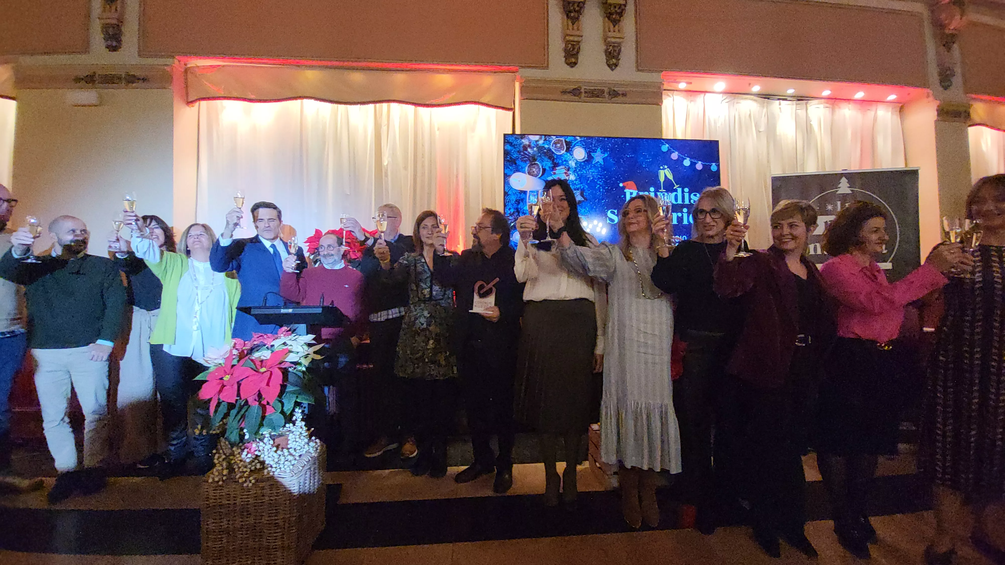 Brindis Solidario de la Asociación de Comerciantes de Huesca. Foto Mercedes Manterola