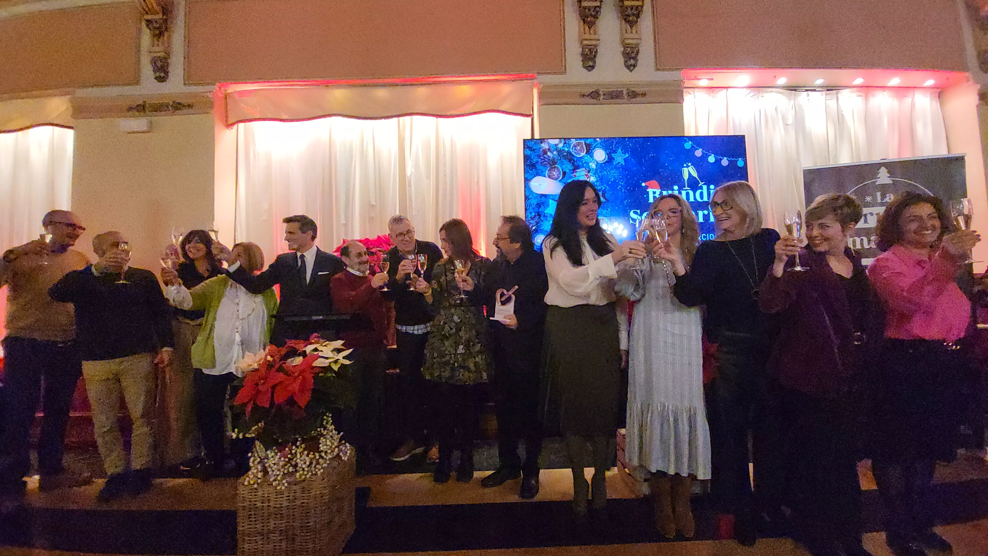 Brindis Solidario de la Asociación de Comerciantes de Huesca. Foto Mercedes Manterola