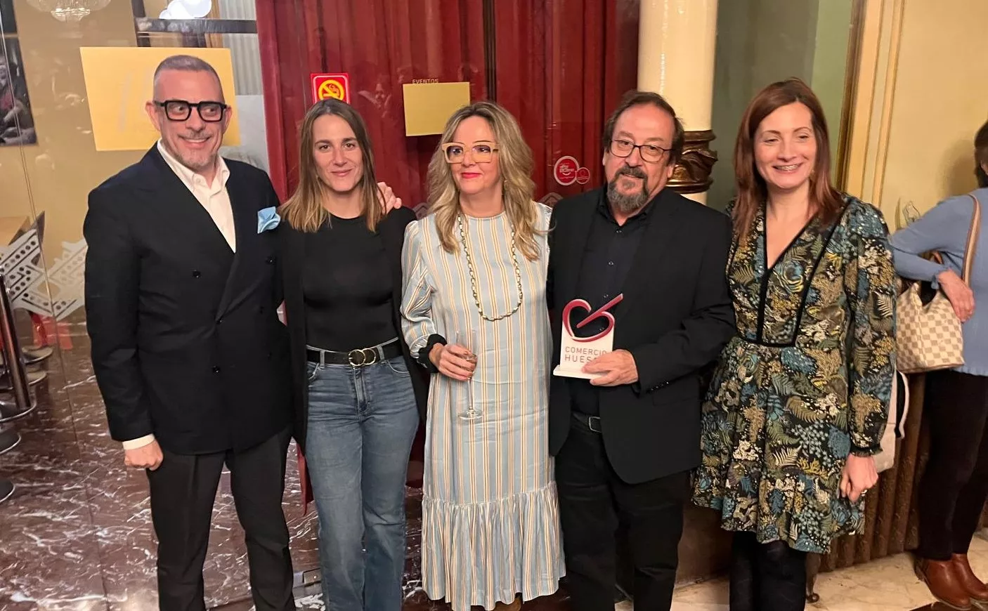 Brindis Solidario de la Asociación de Comerciantes de Huesca. Foto Mercedes Manterola