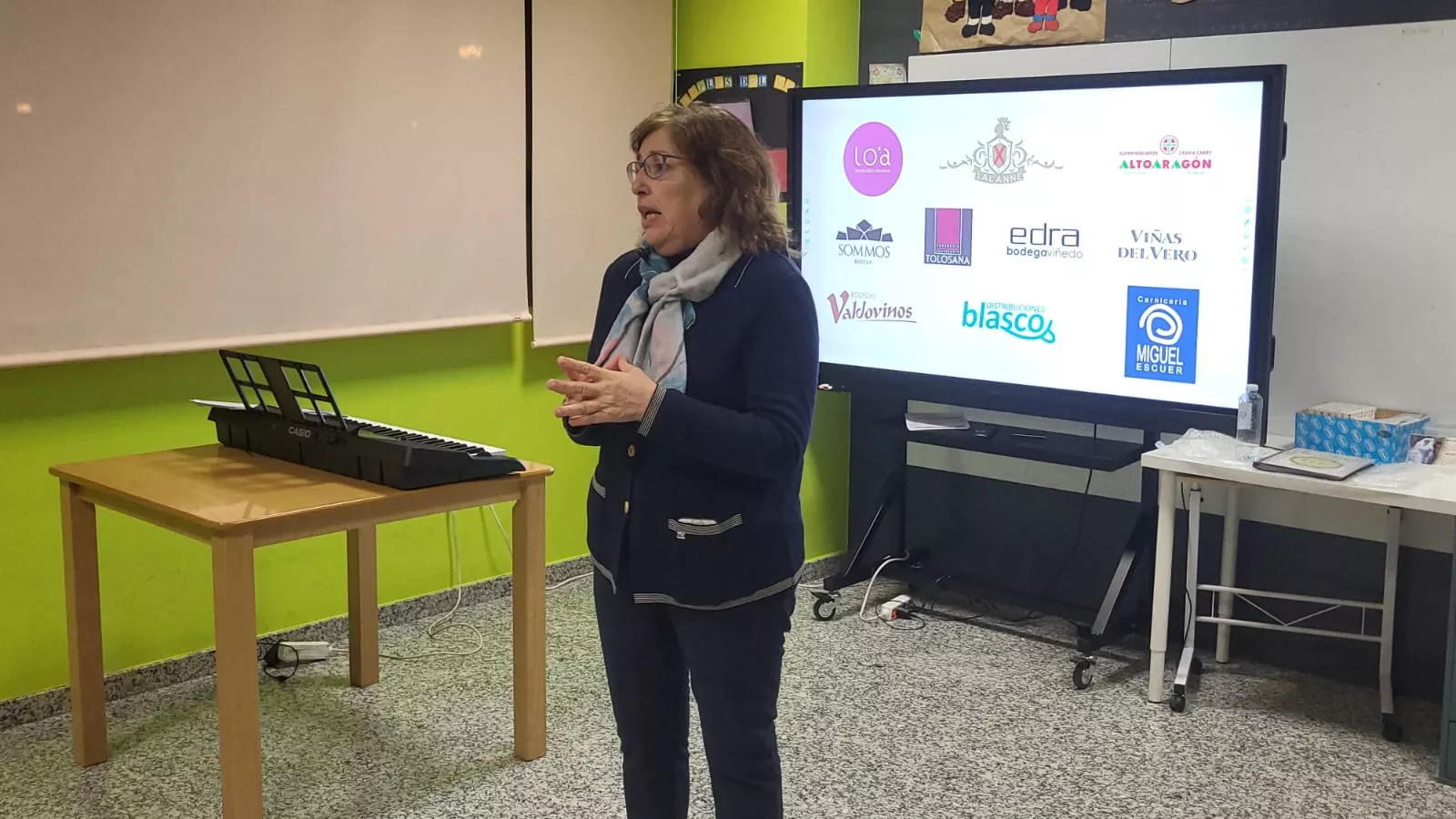 Brindis Navideño de Alzheimer Huesca en el Centro Recuerdos