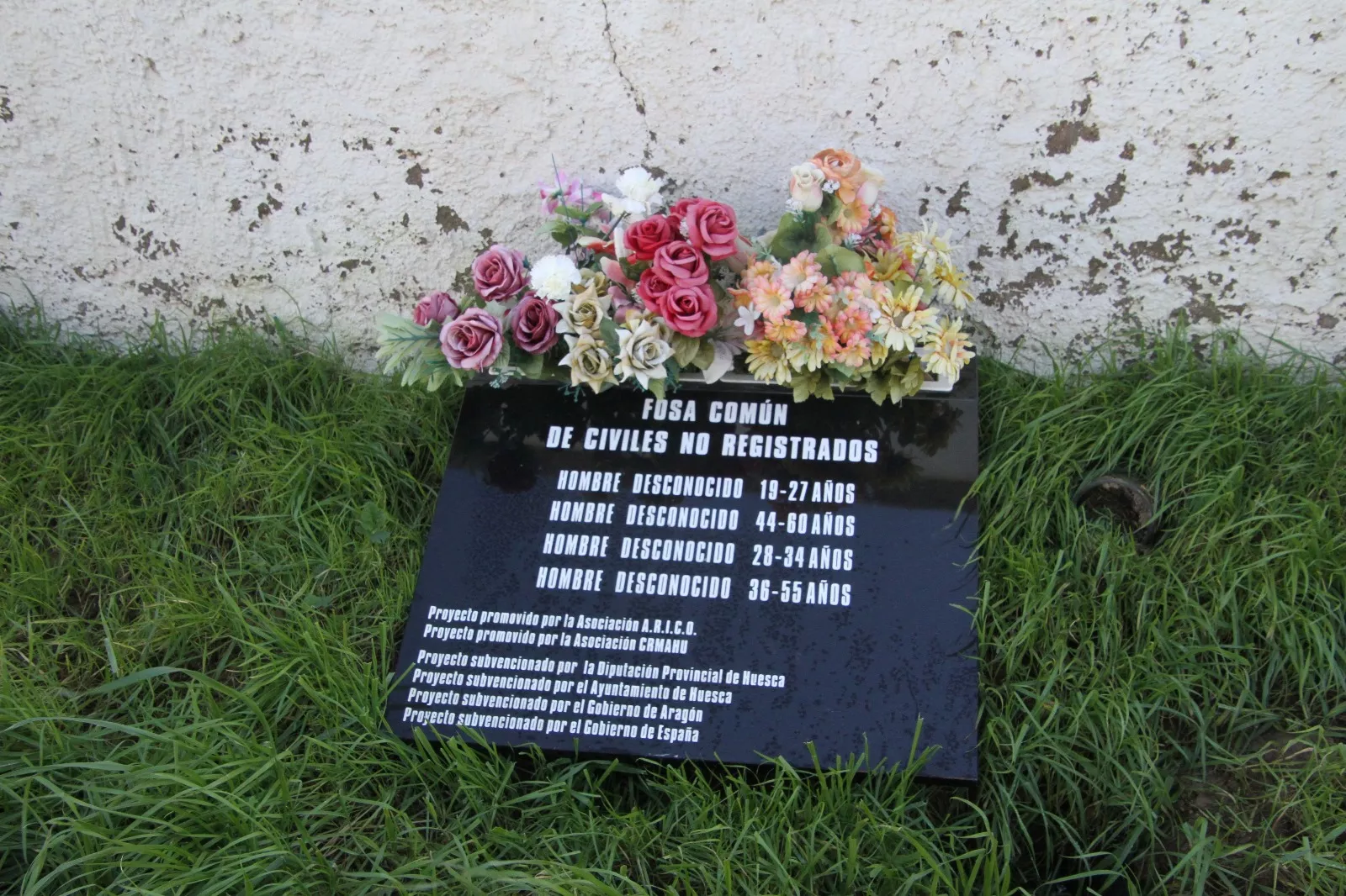 Círculo Republicano CRMAHU y CNT celebrando el décimo aniversario del Memorial 545. Foto Carlos Neofato