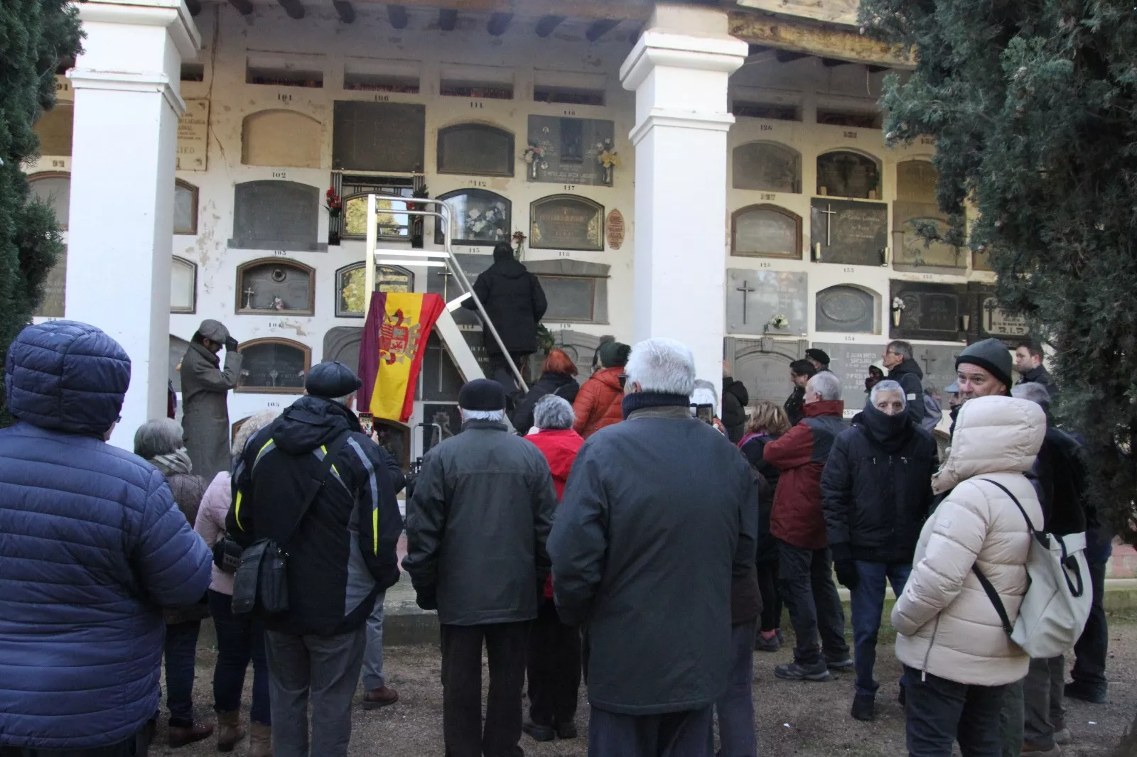 Círculo Republicano CRMAHU y CNT celebrando el décimo aniversario del Memorial 545. Foto Carlos Neofato