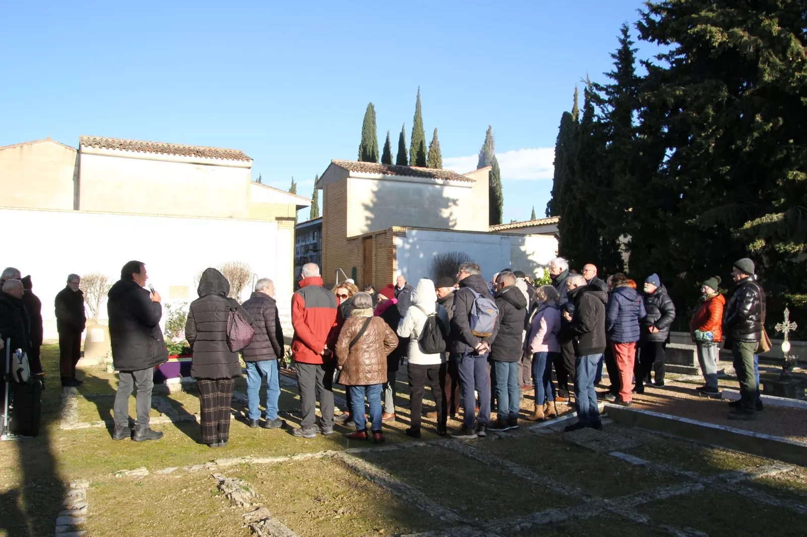 Círculo Republicano CRMAHU y CNT celebrando el décimo aniversario del Memorial 545. Foto Carlos Neofato