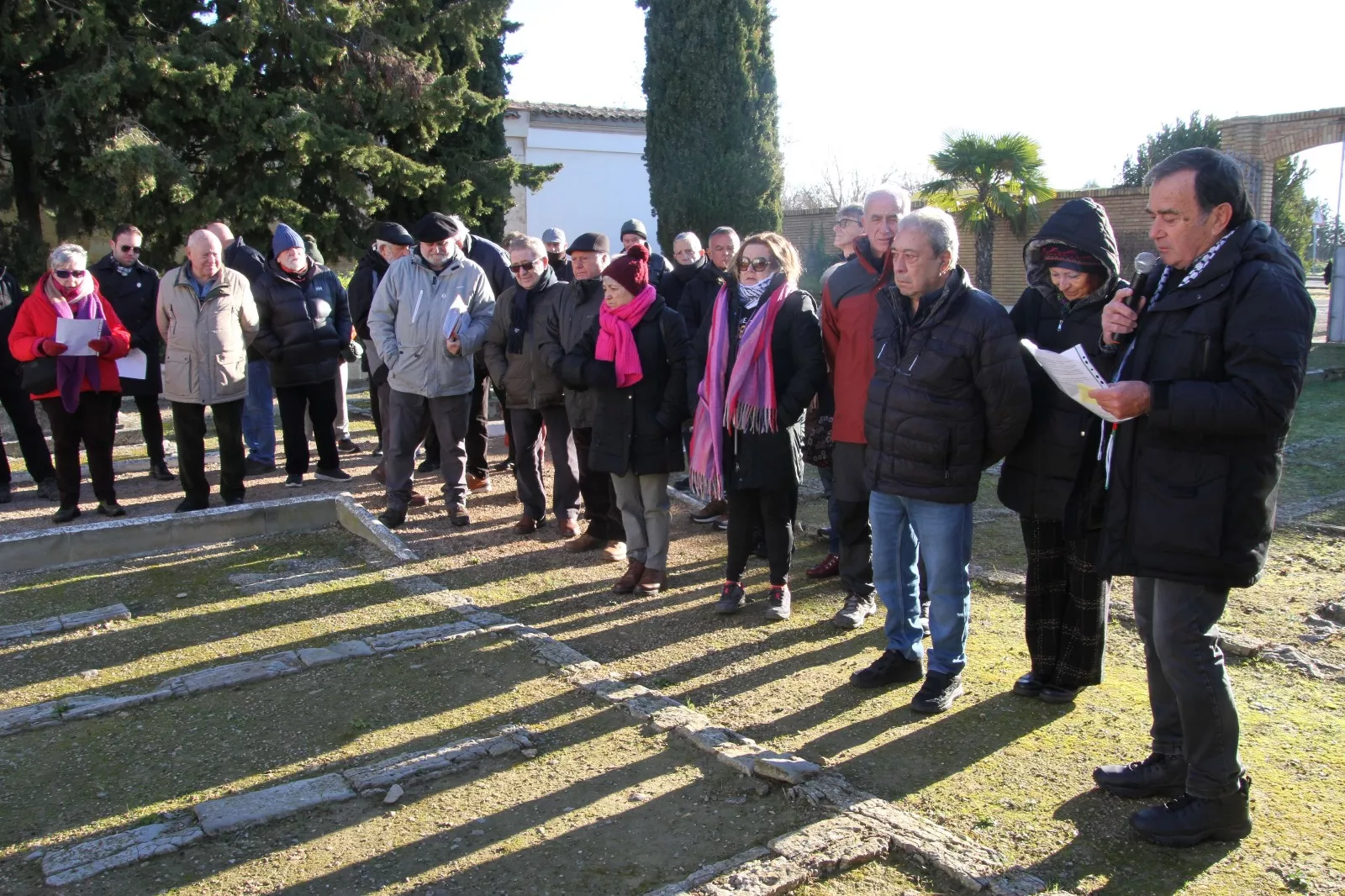 Círculo Republicano CRMAHU y CNT celebrando el décimo aniversario del Memorial 545. Foto Carlos Neofato