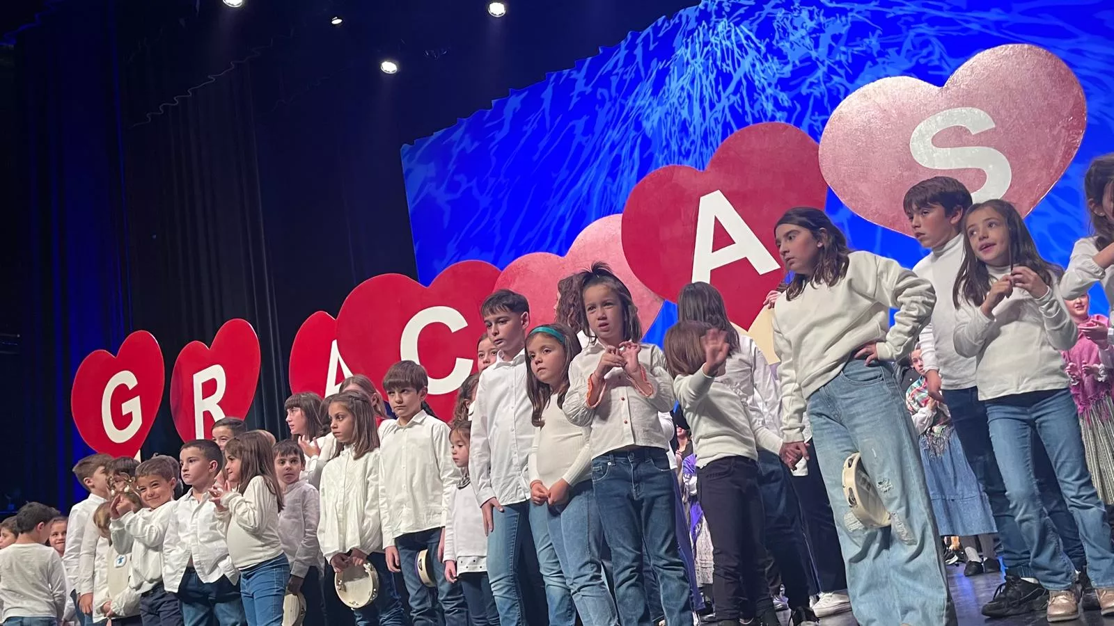 Décima gala de jota Amigos de Roberto a beneficio de Aspanoa. Foto Mercedes Manterola