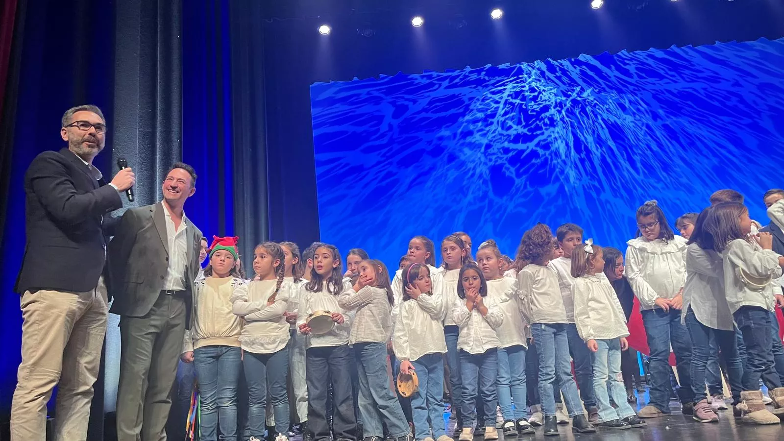 Décima gala de jota Amigos de Roberto a beneficio de Aspanoa. Foto Mercedes Manterola