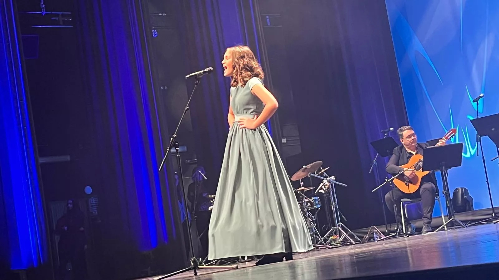 Décima gala de jota Amigos de Roberto a beneficio de Aspanoa. Foto Mercedes Manterola