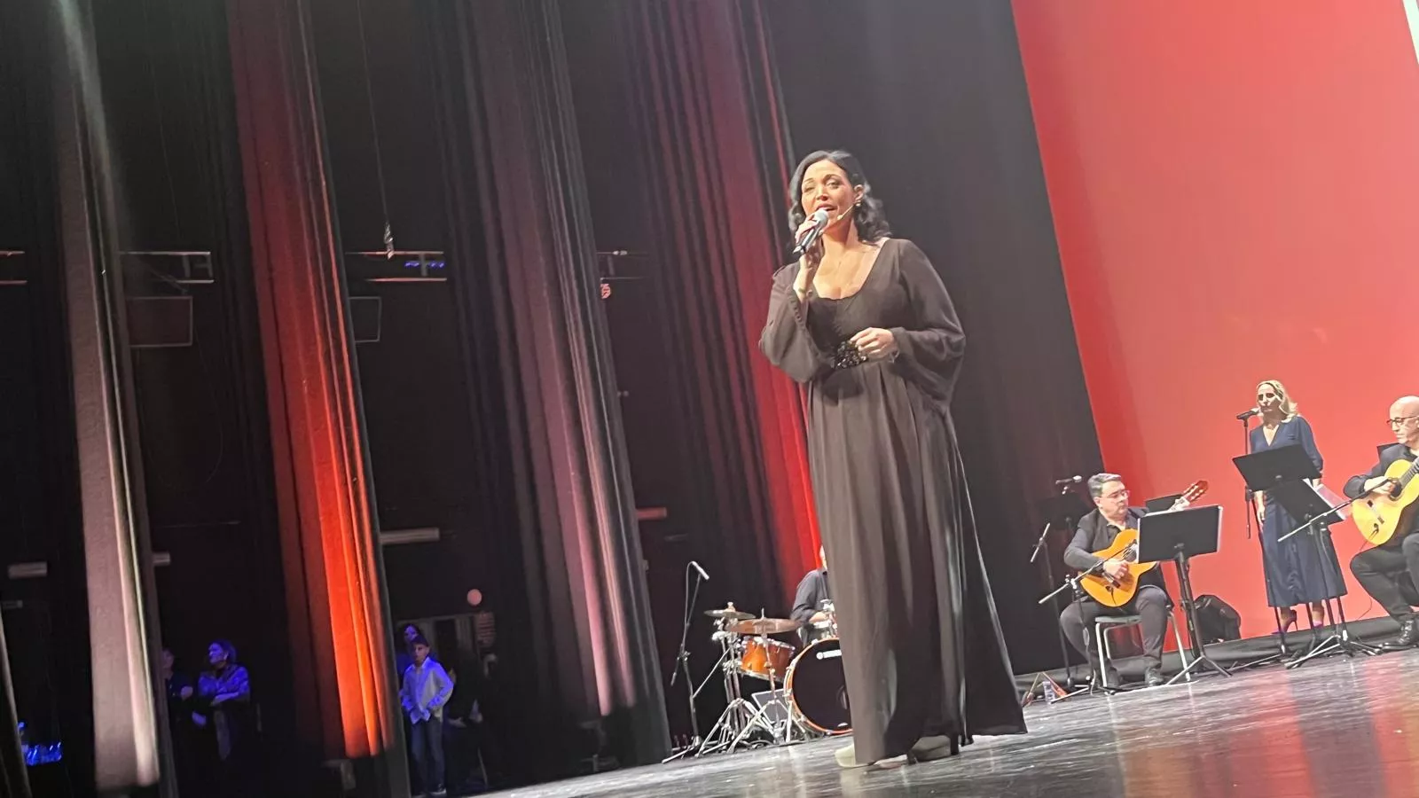 Décima gala de jota Amigos de Roberto a beneficio de Aspanoa. Foto Mercedes Manterola