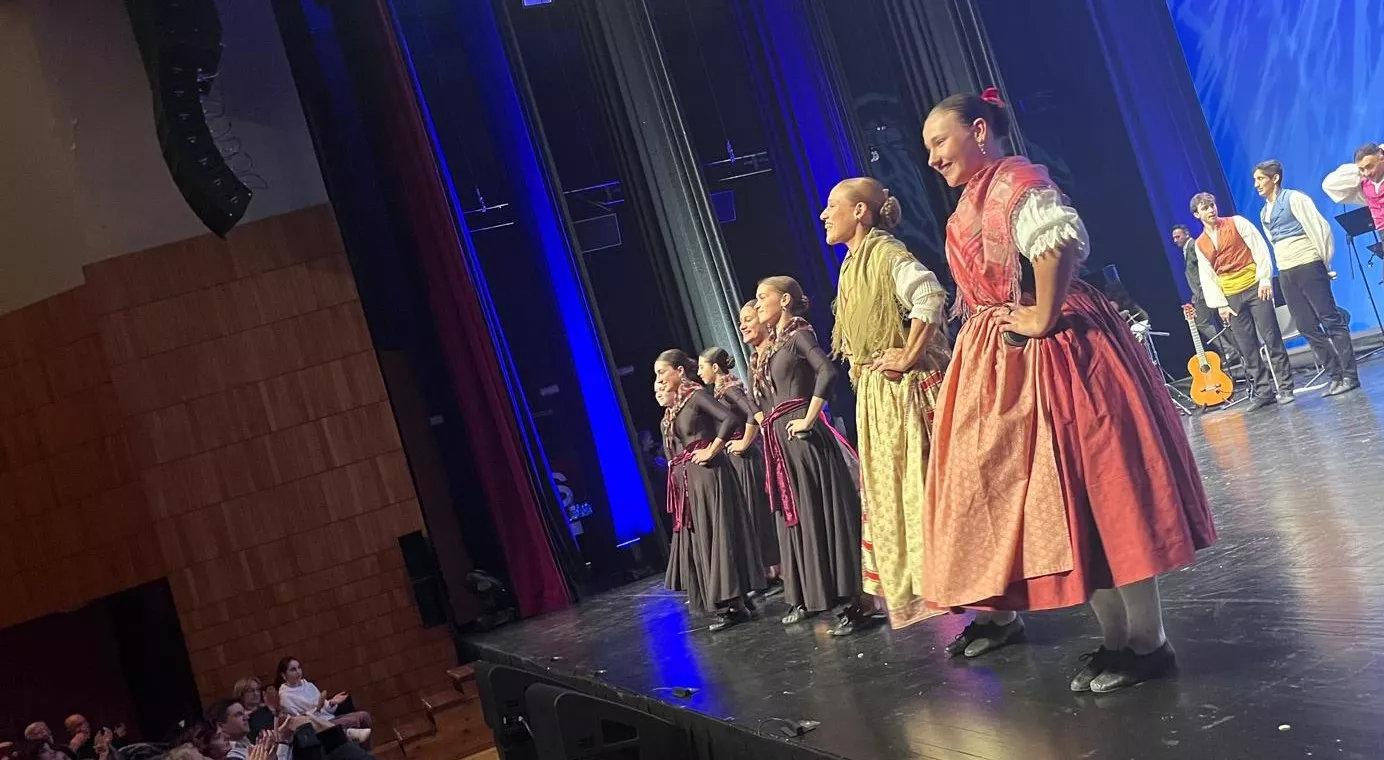 Décima gala de jota Amigos de Roberto a beneficio de Aspanoa. Foto Mercedes Manterola