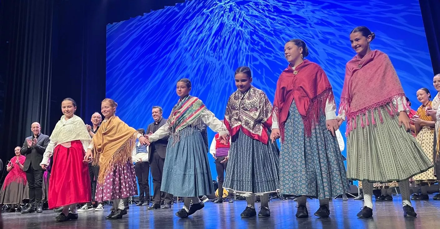 Décima gala de jota Amigos de Roberto a beneficio de Aspanoa. Foto Mercedes Manterola
