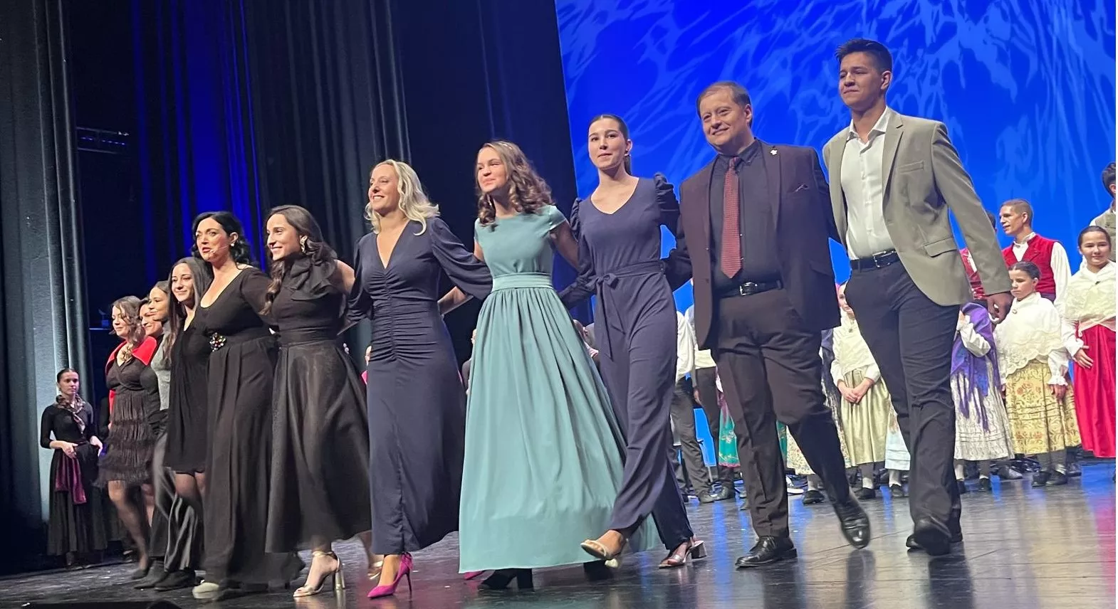 Décima gala de jota Amigos de Roberto a beneficio de Aspanoa. Foto Mercedes Manterola