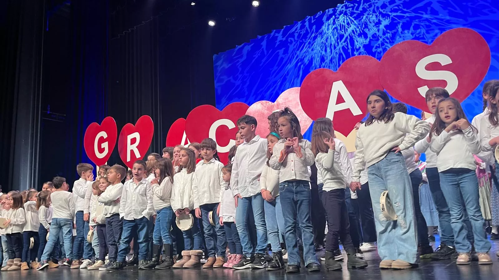 Décima gala de jota Amigos de Roberto a beneficio de Aspanoa. Foto Mercedes Manterola