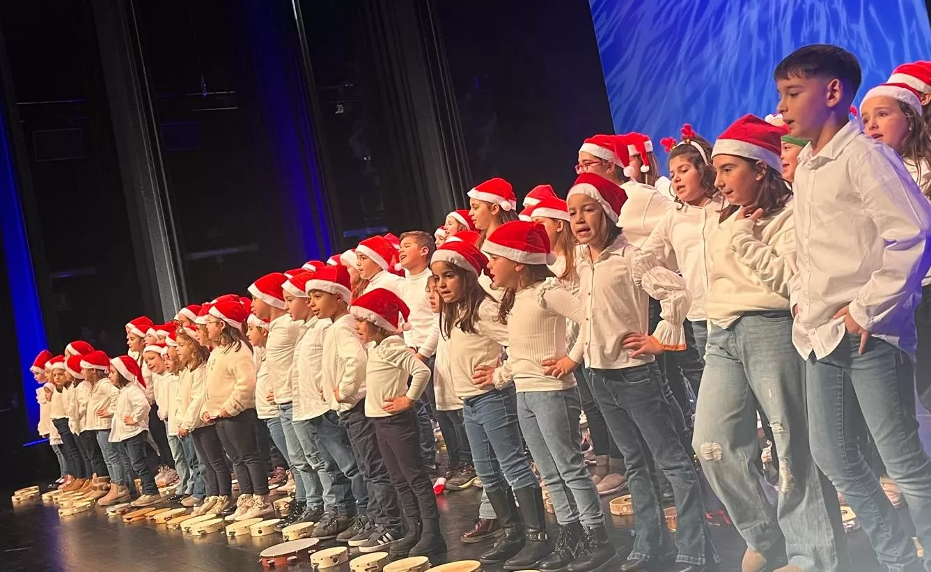 Décima gala de jota Amigos de Roberto a beneficio de Aspanoa. Foto Mercedes Manterola