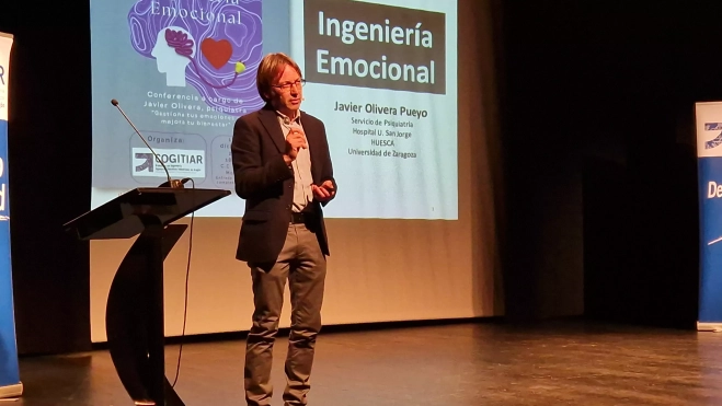 Javier Olivera destaca la importancia del autoconocimiento. Foto Myriam Martínez Javier Olivera destaca la importancia del autoconocimiento. Foto Myriam Martínez