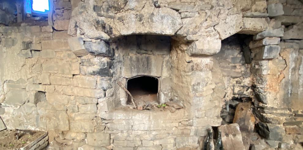 Los trabajos en San Victorián sacan a la luz el molino y el horno del monasterio Los trabajos en San Victorián sacan a la luz el molino y el horno del monasterio