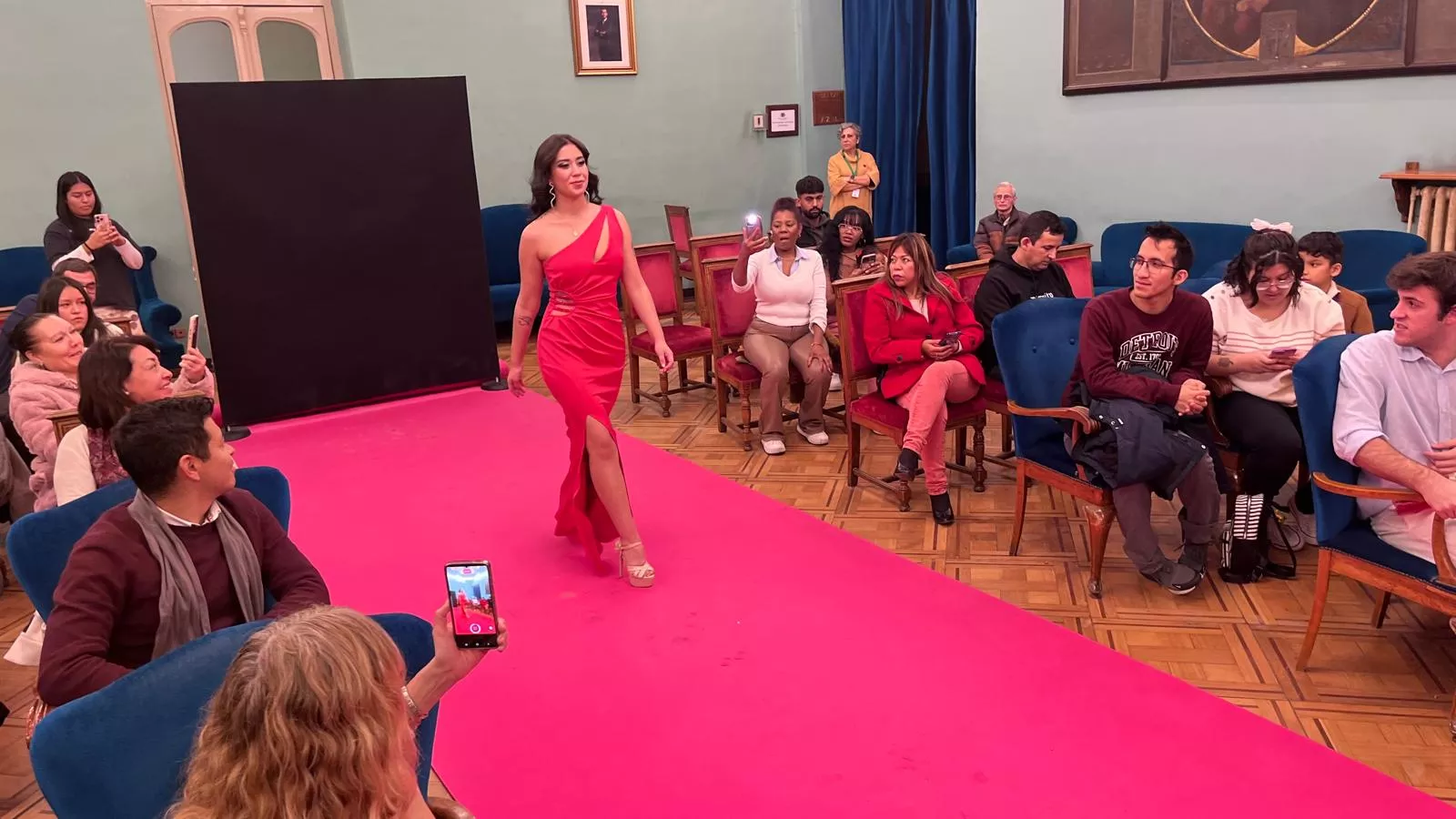 Daniela Cifuentes. Presentación de las candidatas de Huesca al Miss Grand Aragón 2024. Foto Myriam Martínez 